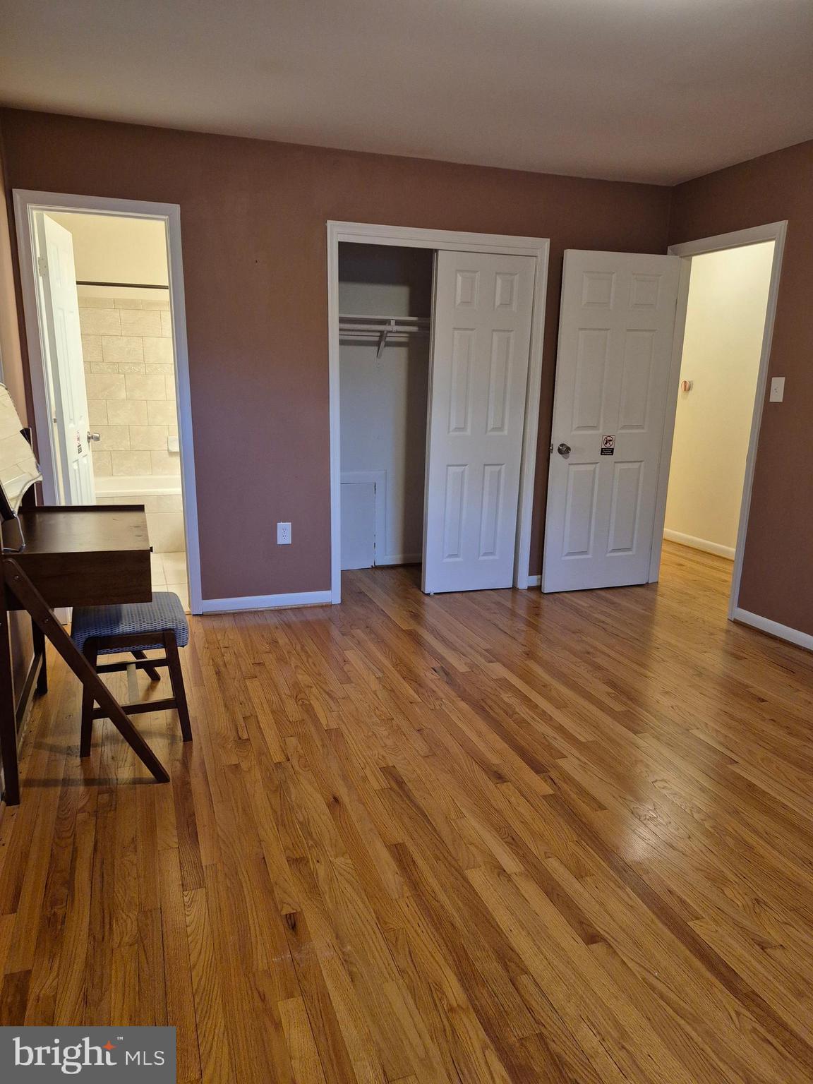 CRESTVIEW MANOR - Residential Lease