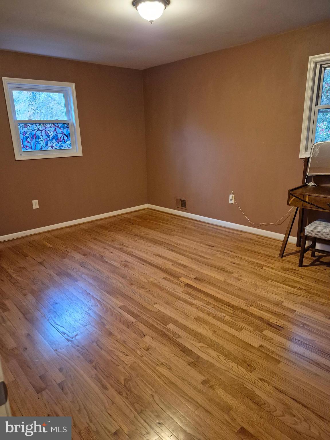 CRESTVIEW MANOR - Residential Lease