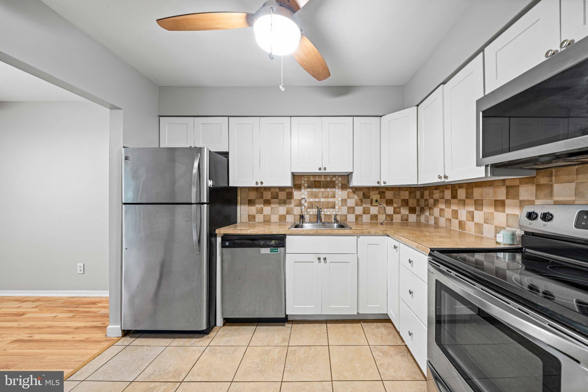 7 ROCKFORD ROAD UNIT F1