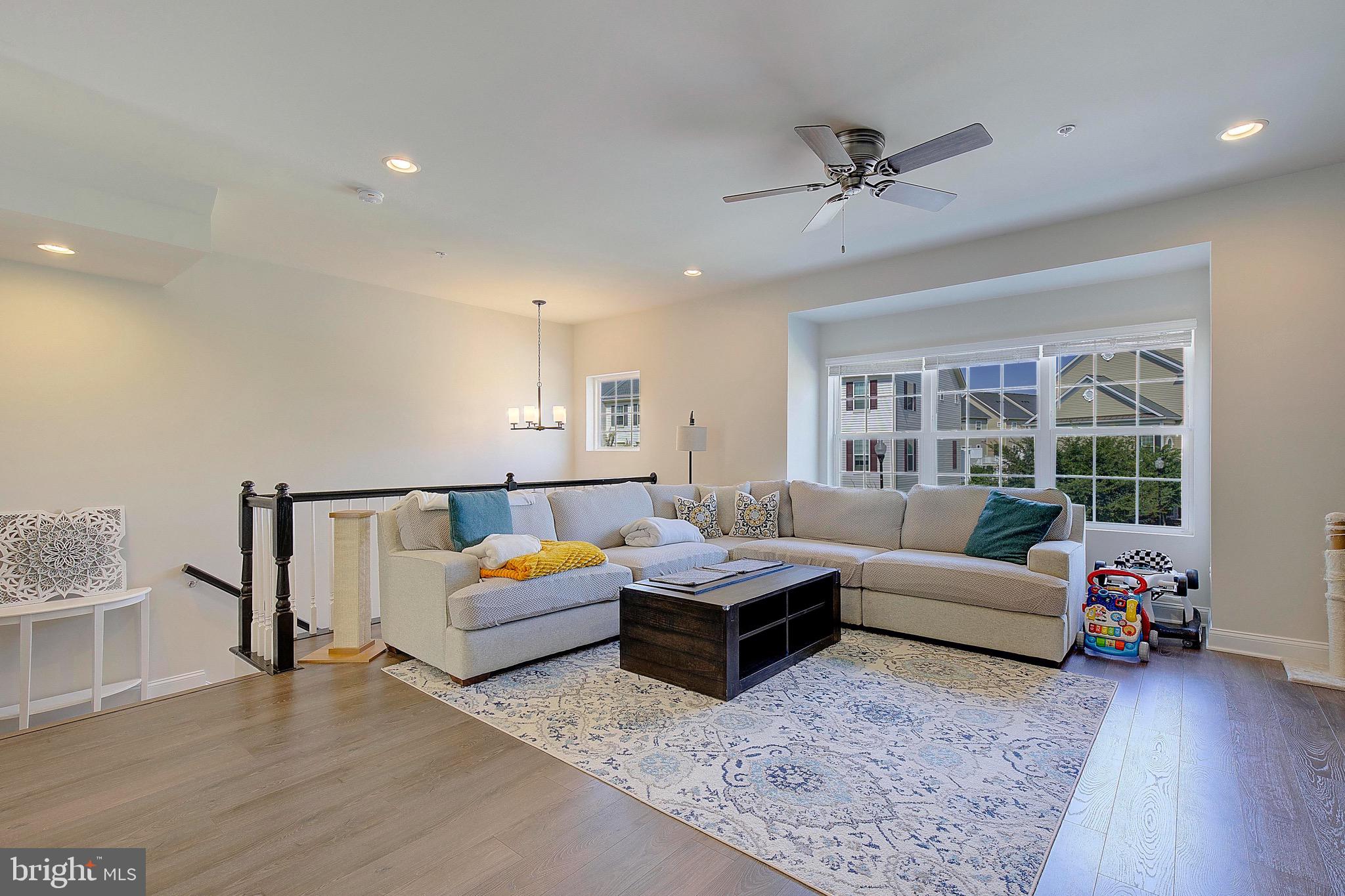 CREEKSTONE VILLAGE - Residential