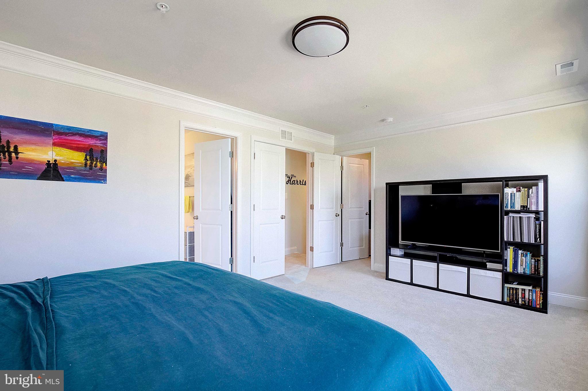 CREEKSTONE VILLAGE - Residential