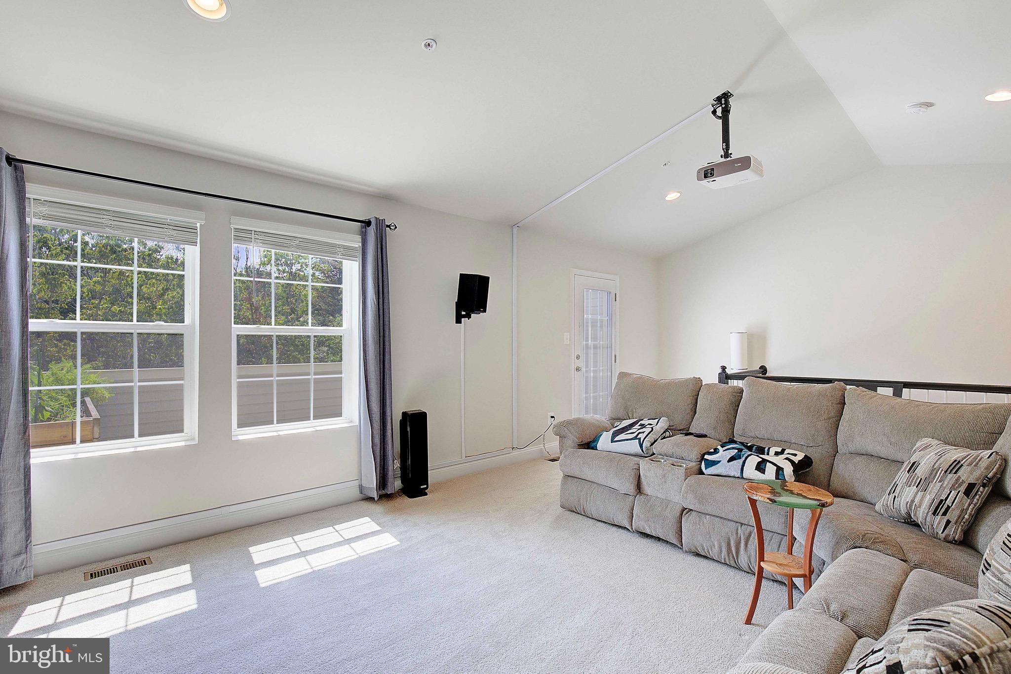 CREEKSTONE VILLAGE - Residential