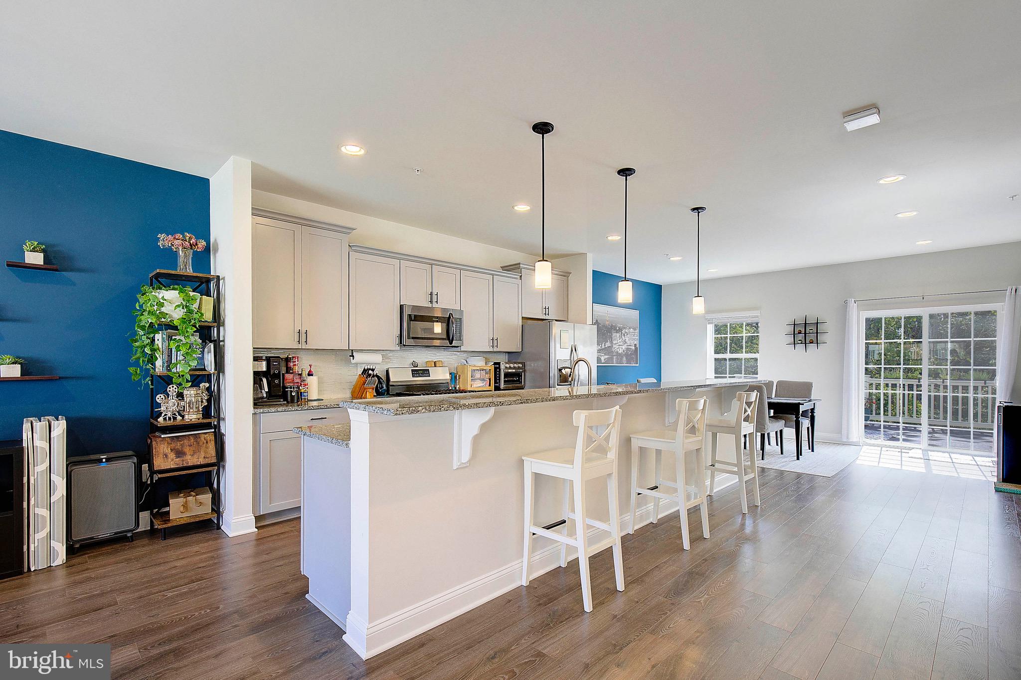 CREEKSTONE VILLAGE - Residential