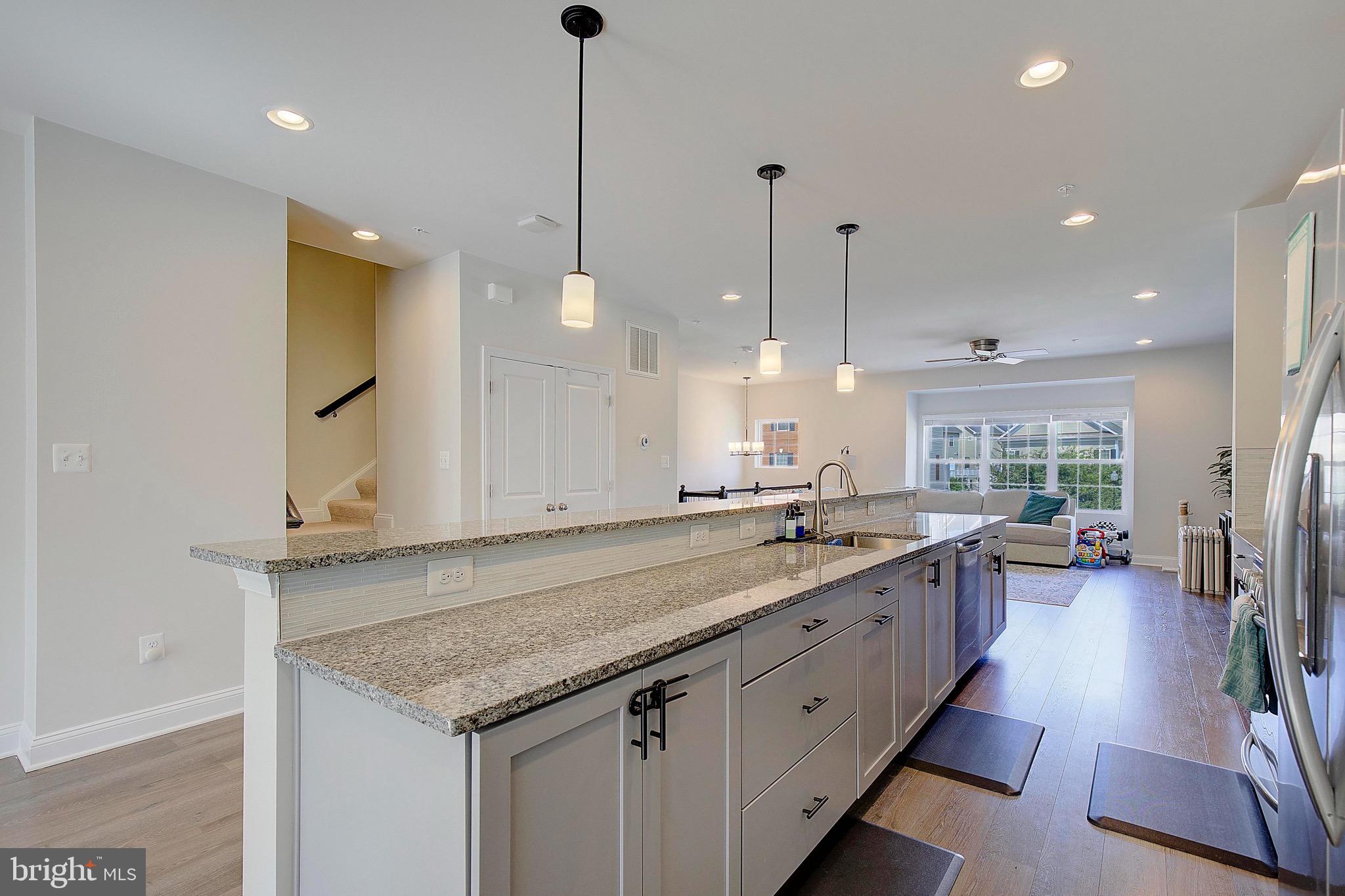 CREEKSTONE VILLAGE - Residential