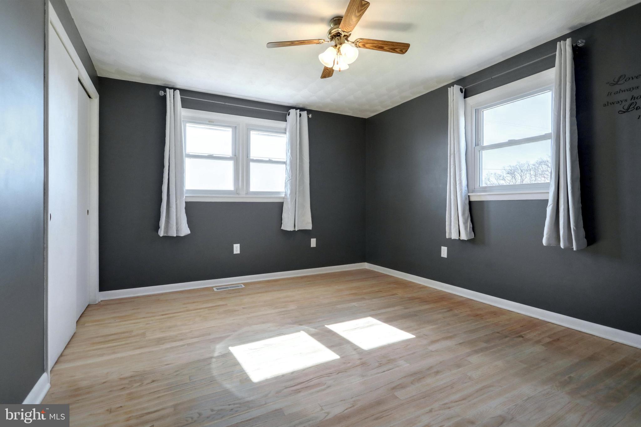 PIGEON HILLS - Residential