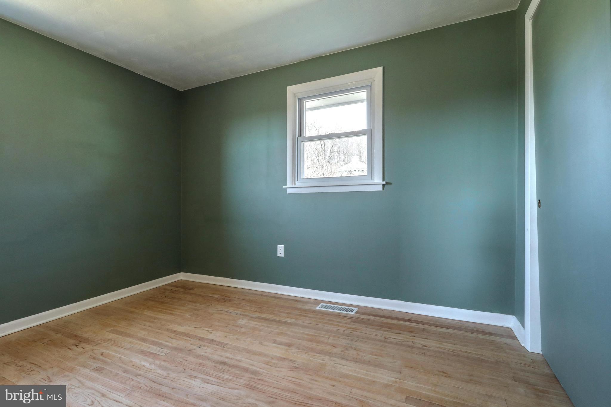 PIGEON HILLS - Residential