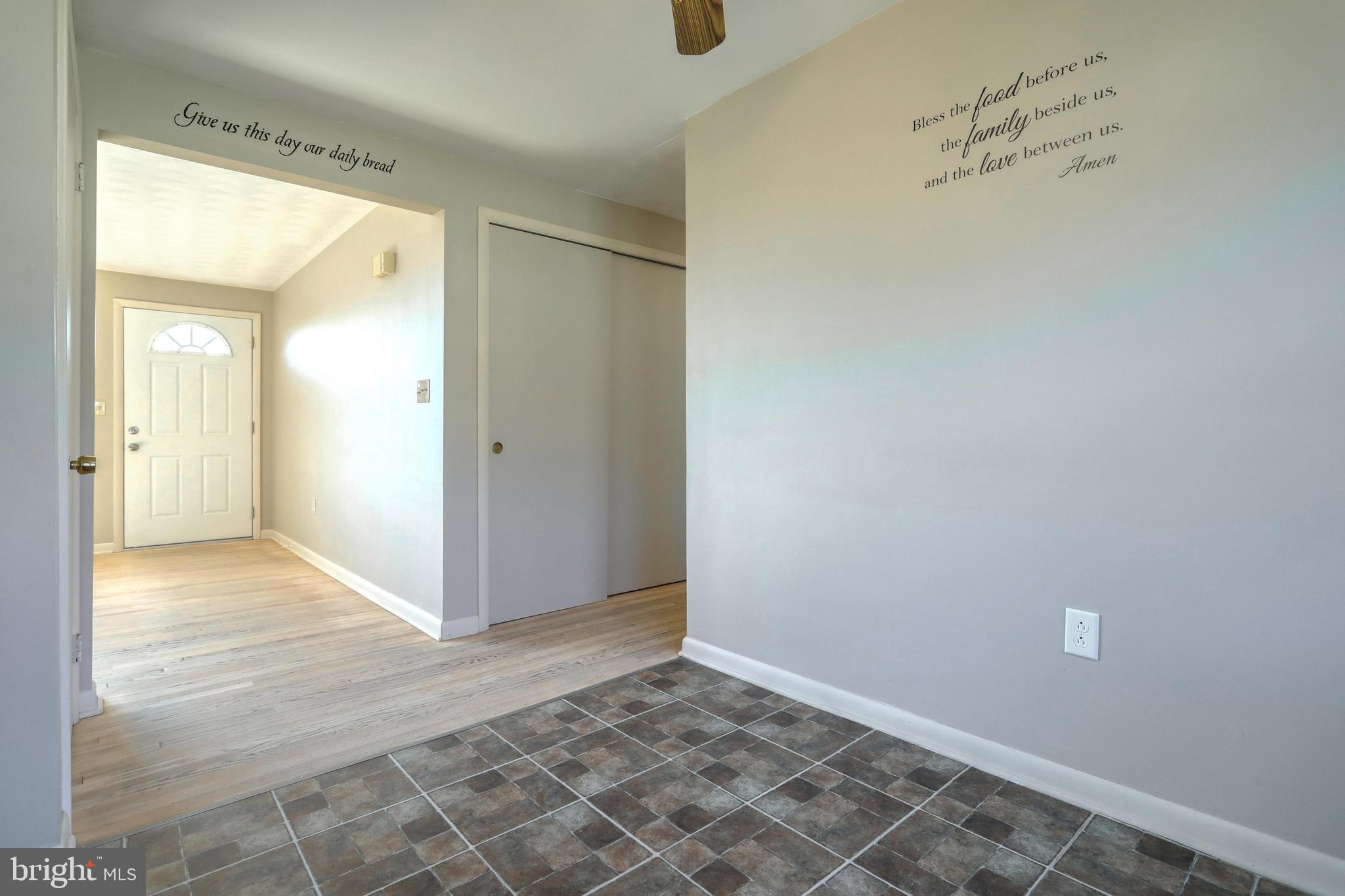 PIGEON HILLS - Residential