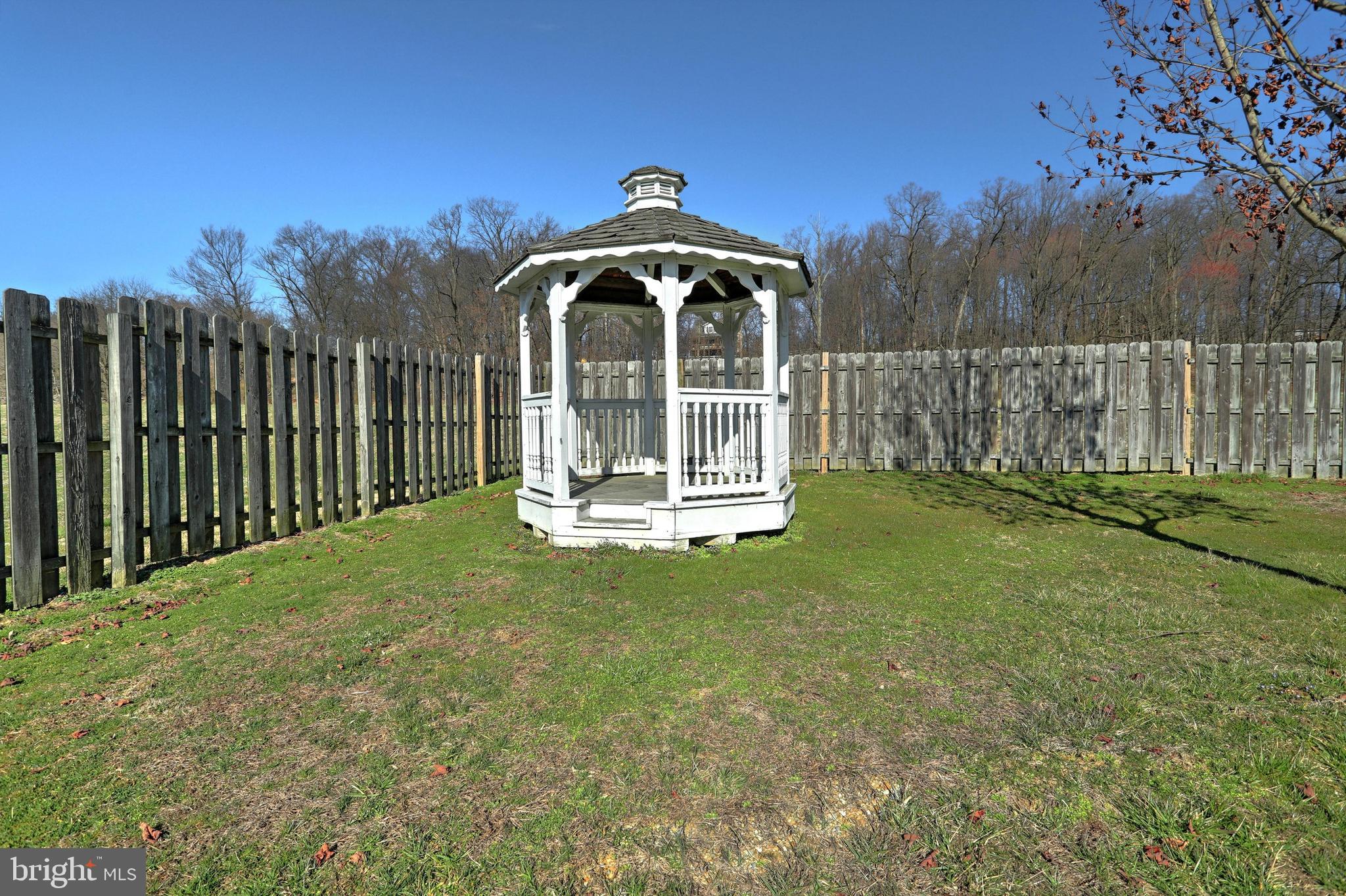 PIGEON HILLS - Residential