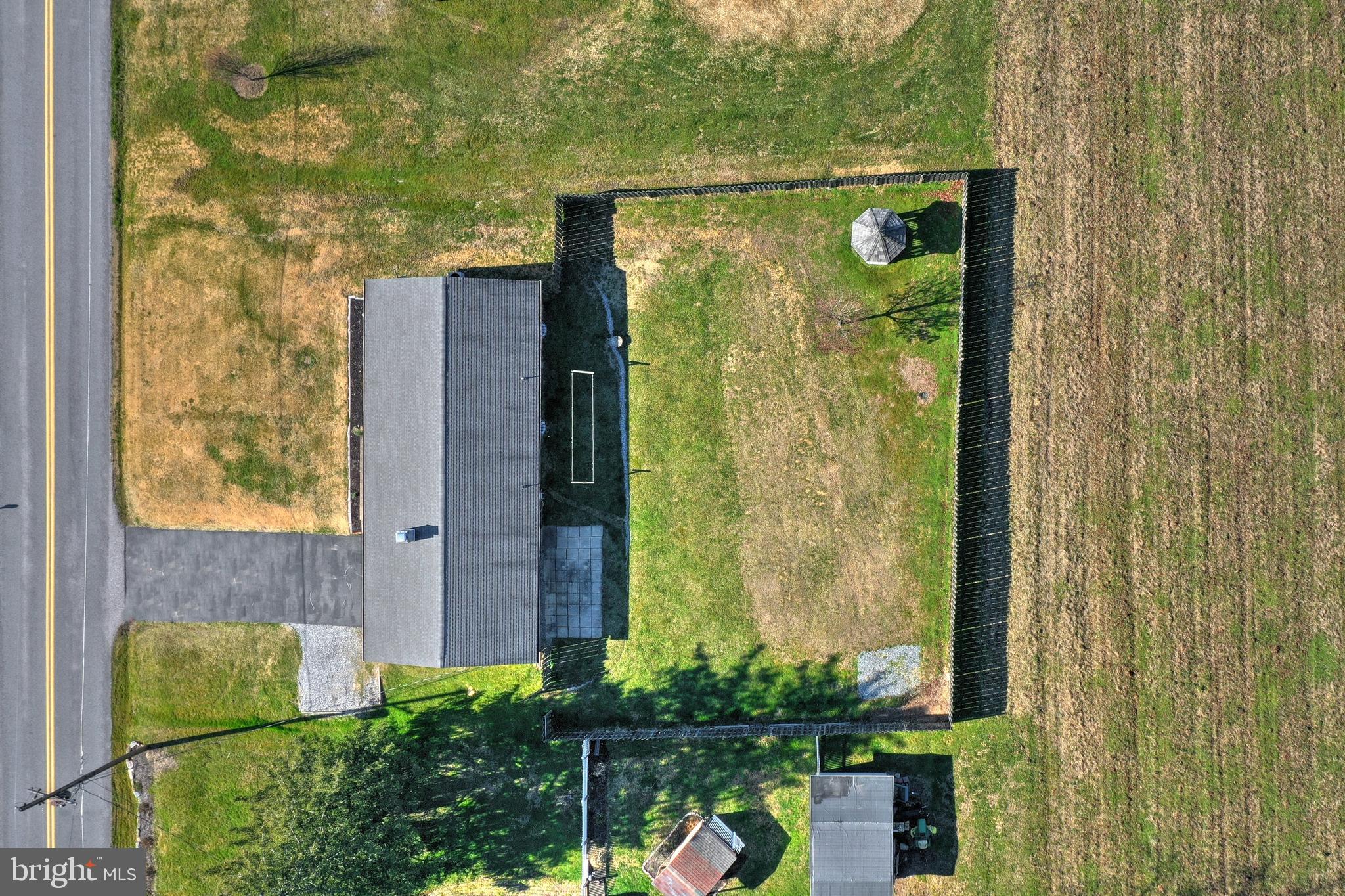 PIGEON HILLS - Residential