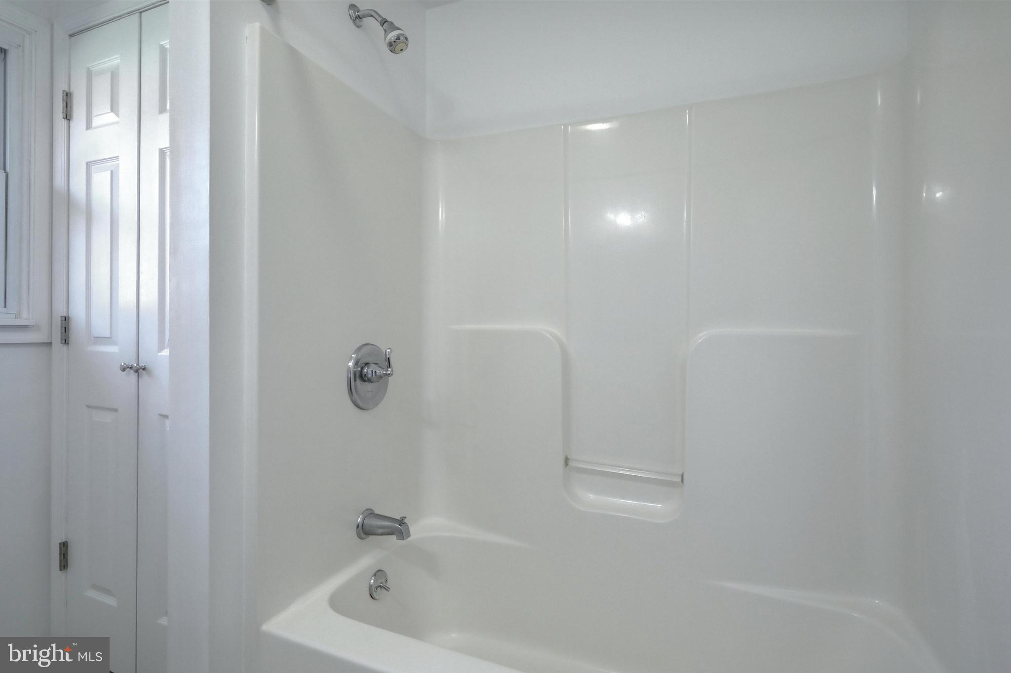 PIGEON HILLS - Residential