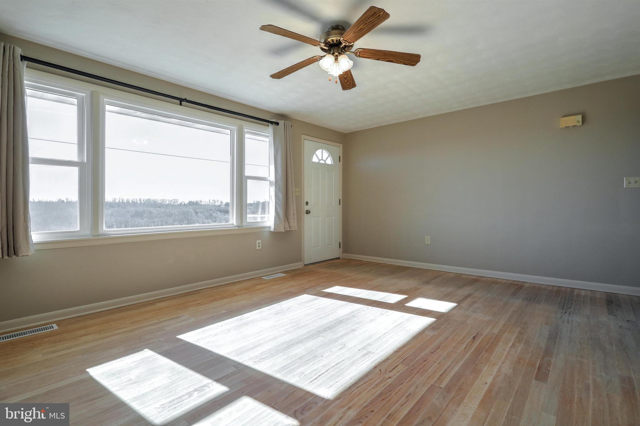 PIGEON HILLS - Residential