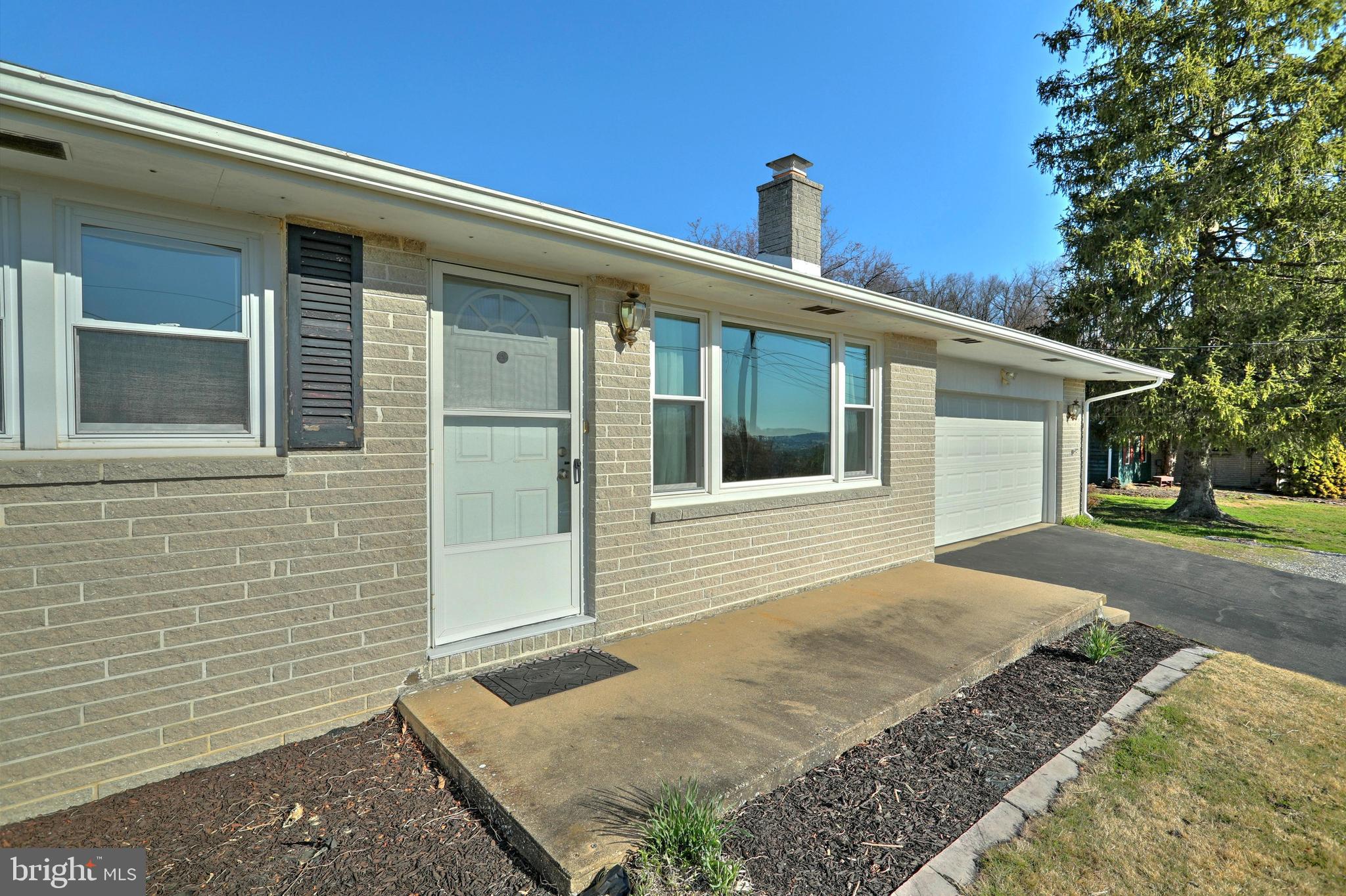 PIGEON HILLS - Residential