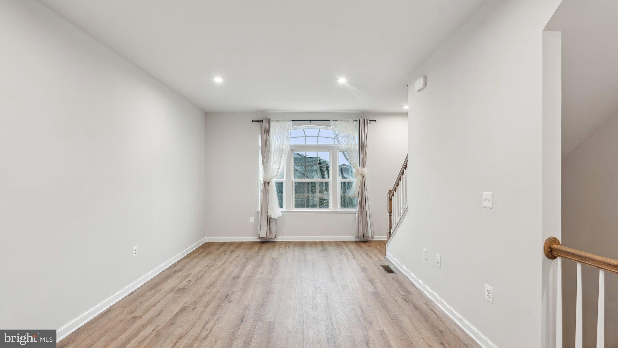 FREDERICKSBURG CITY - Residential