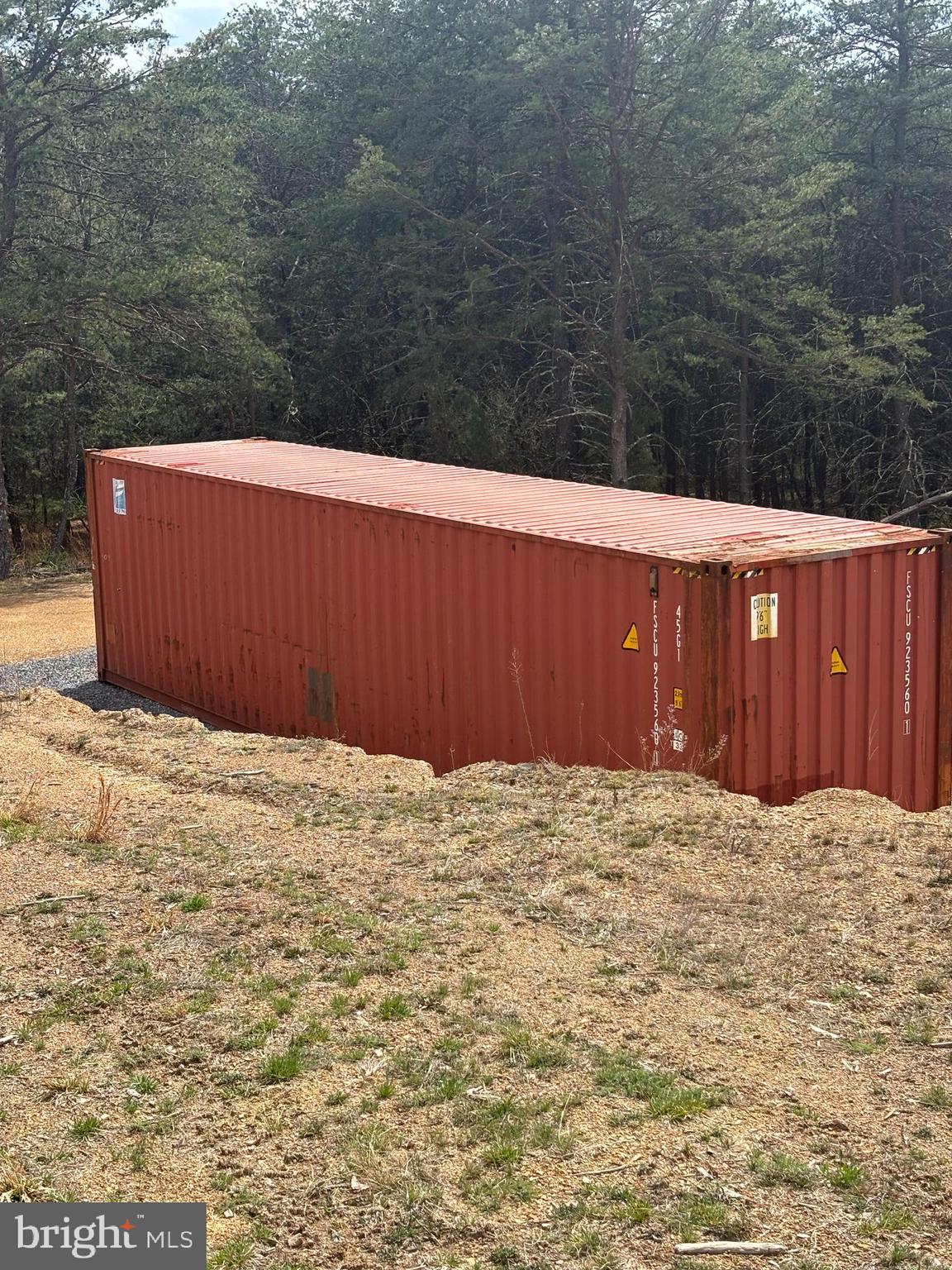 DILLONS RUN ESTATES - Land