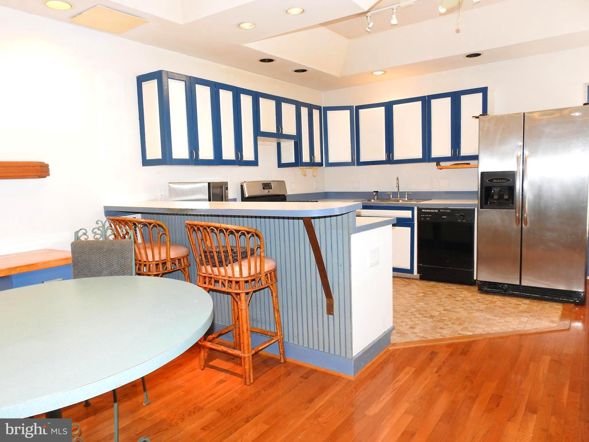 MILL HILL - Residential