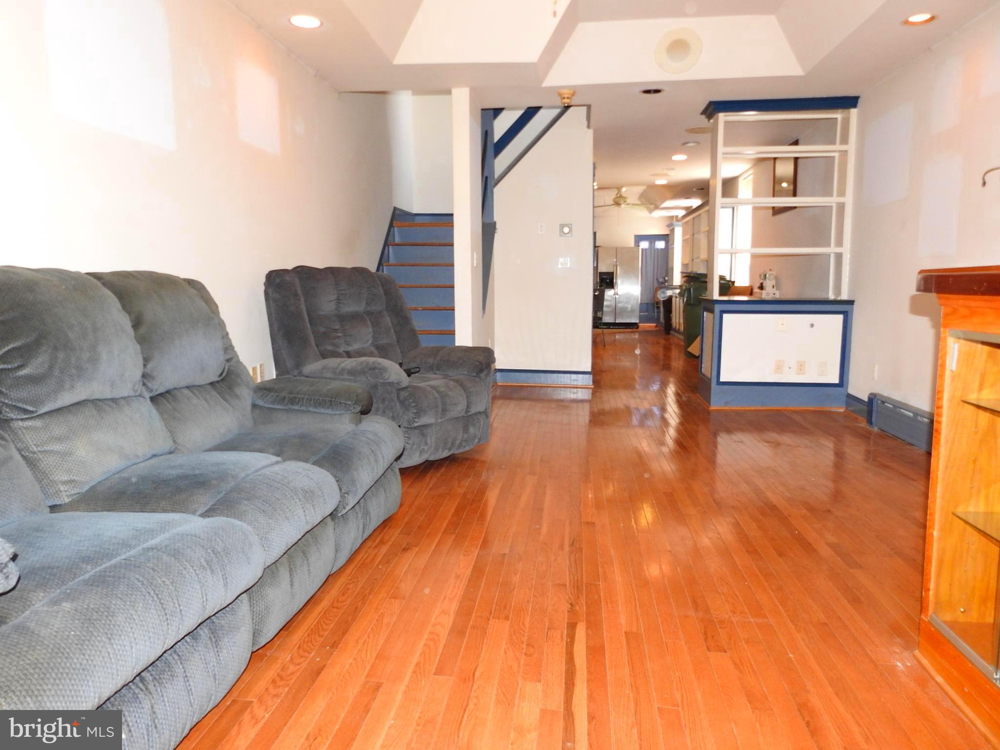 MILL HILL - Residential