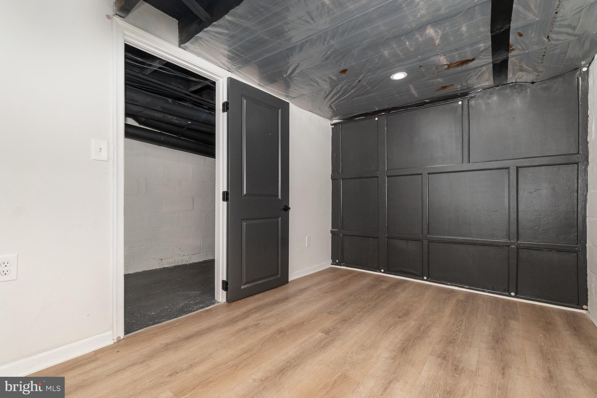 BROOKLYN - Residential