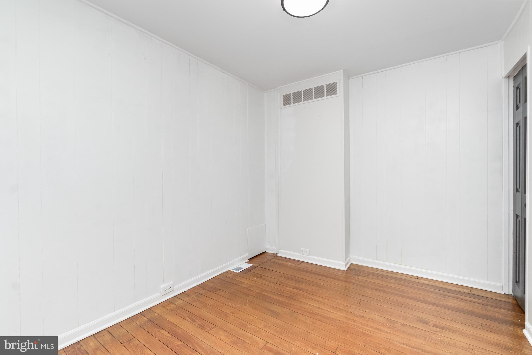 BROOKLYN - Residential