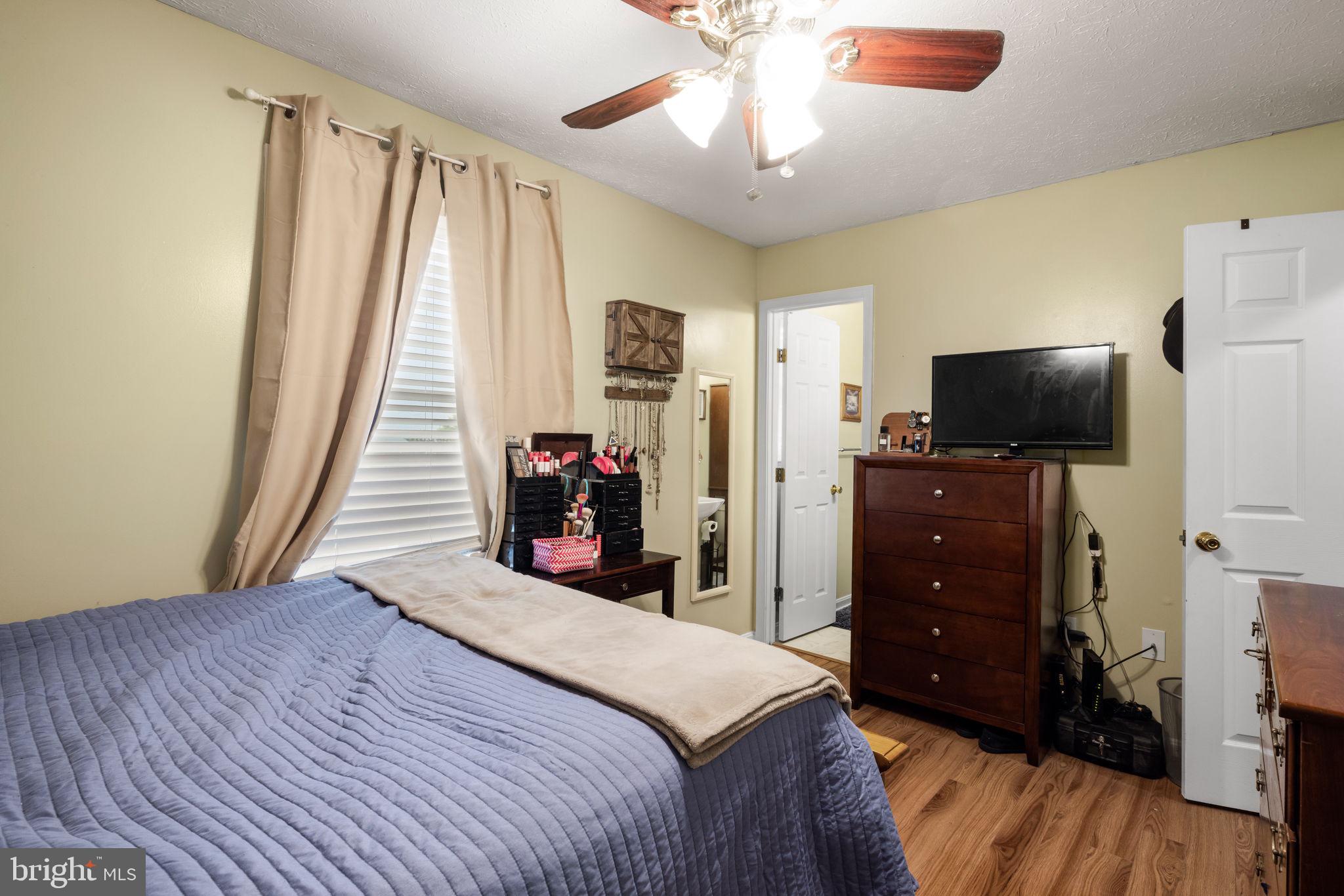 THE MEADOWS AT STRASBURG - Residential