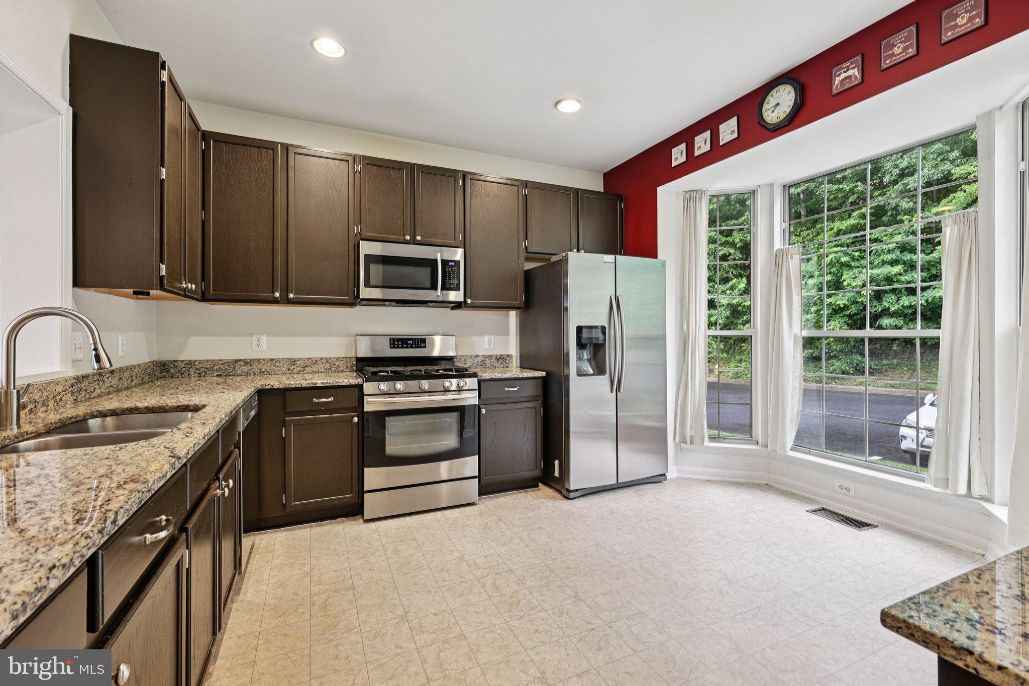 RIDGELEIGH - Residential