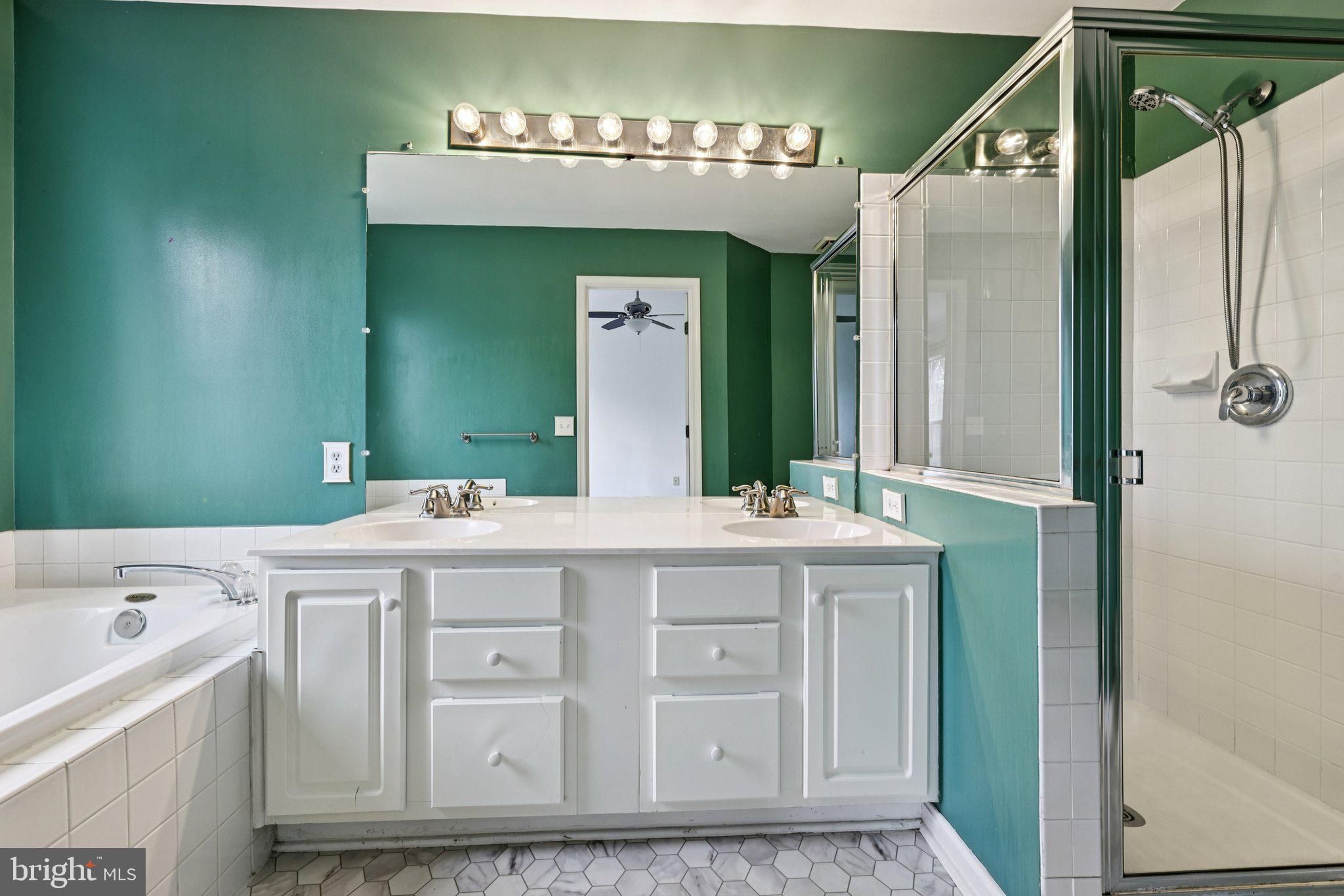 RIDGELEIGH - Residential