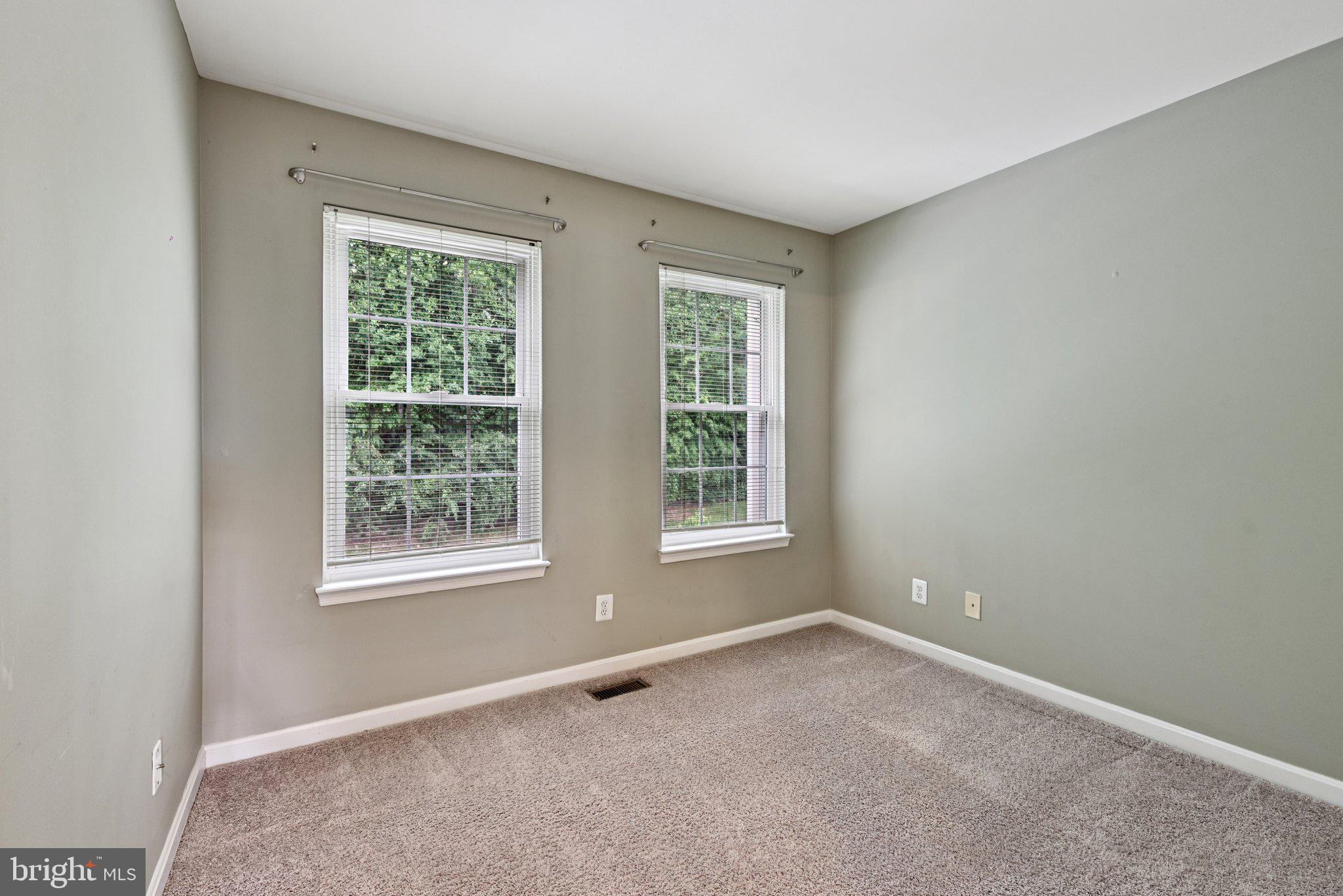 RIDGELEIGH - Residential