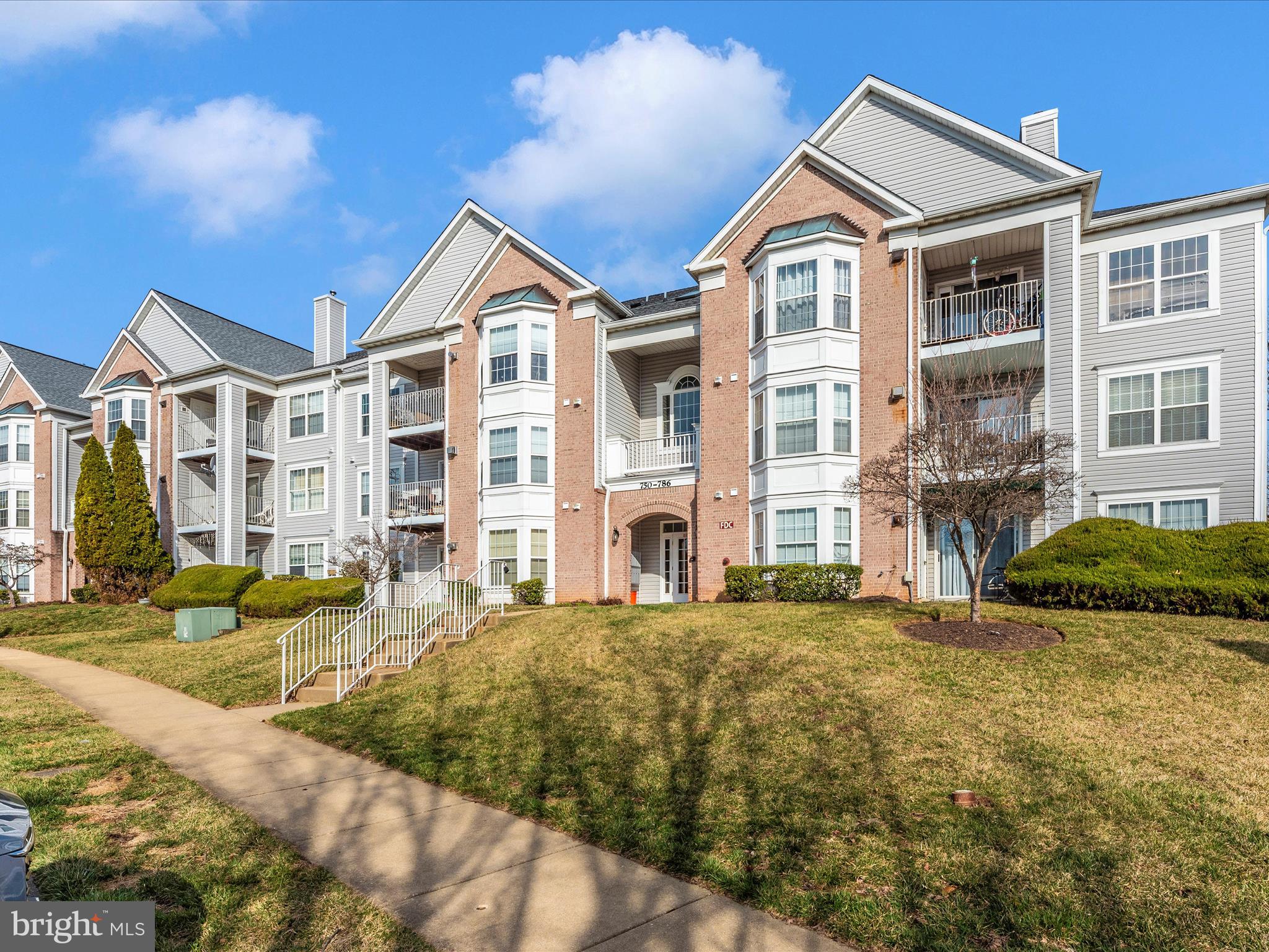 TIMBERGROVE - Residential