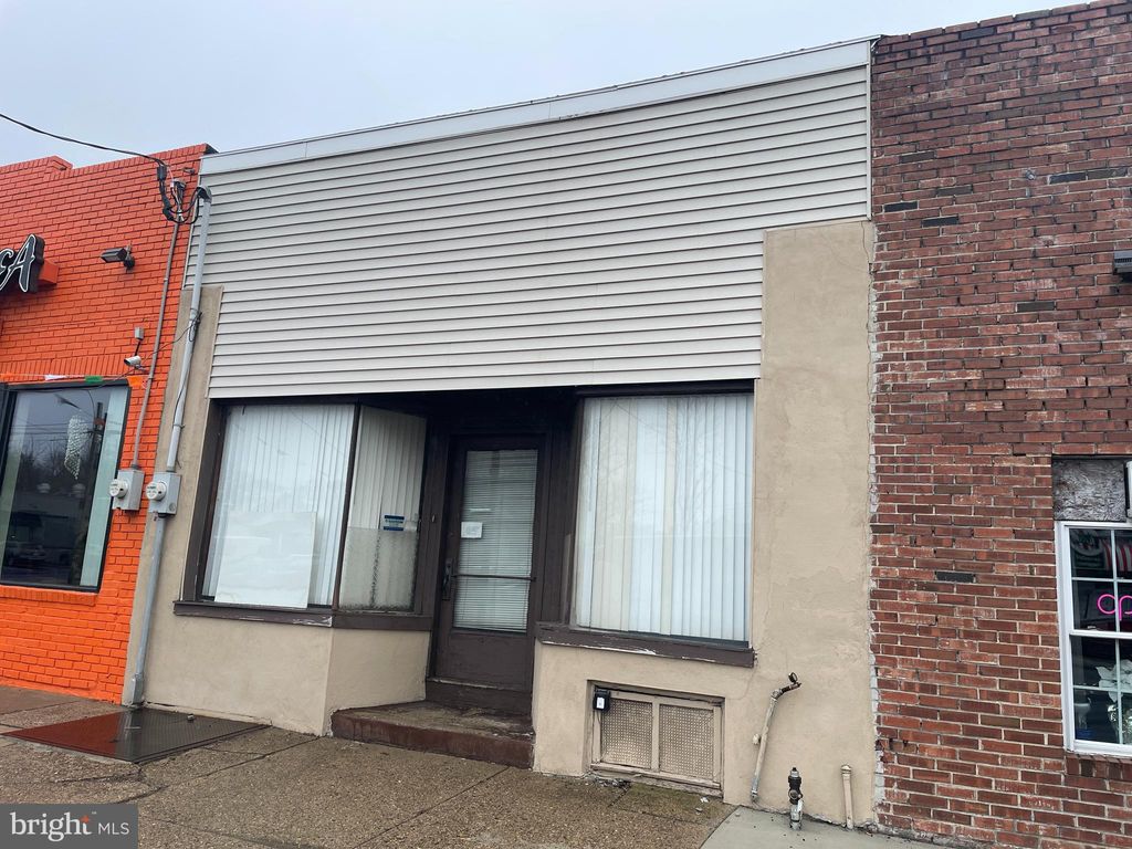 Photo of 1715 Old York Road, ABINGTON, PA 19001 (MLS # PAMC2166190)