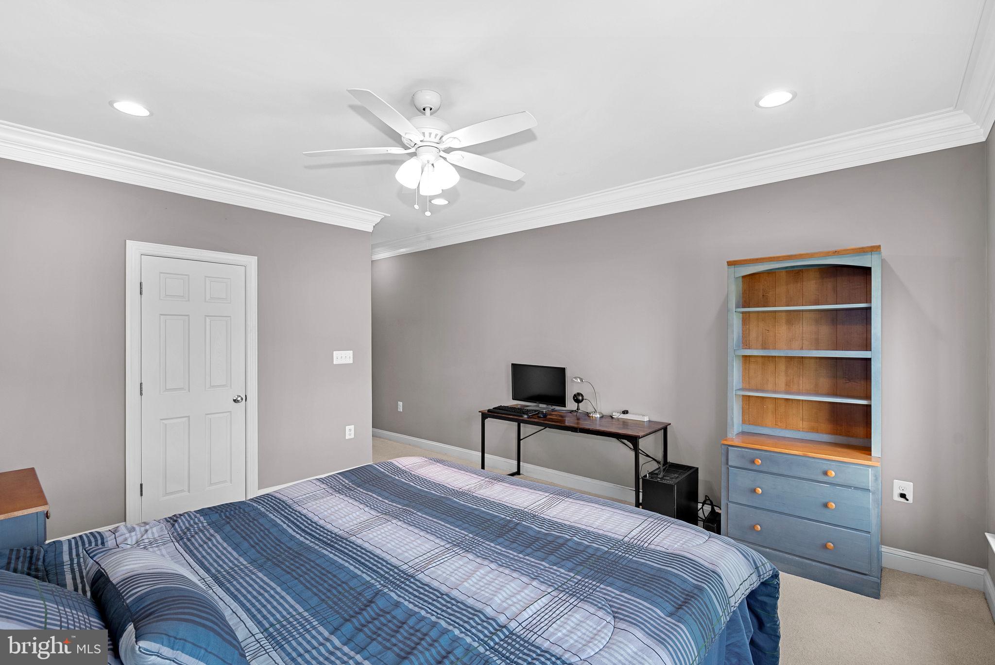 WATERFORD CREEK - Residential