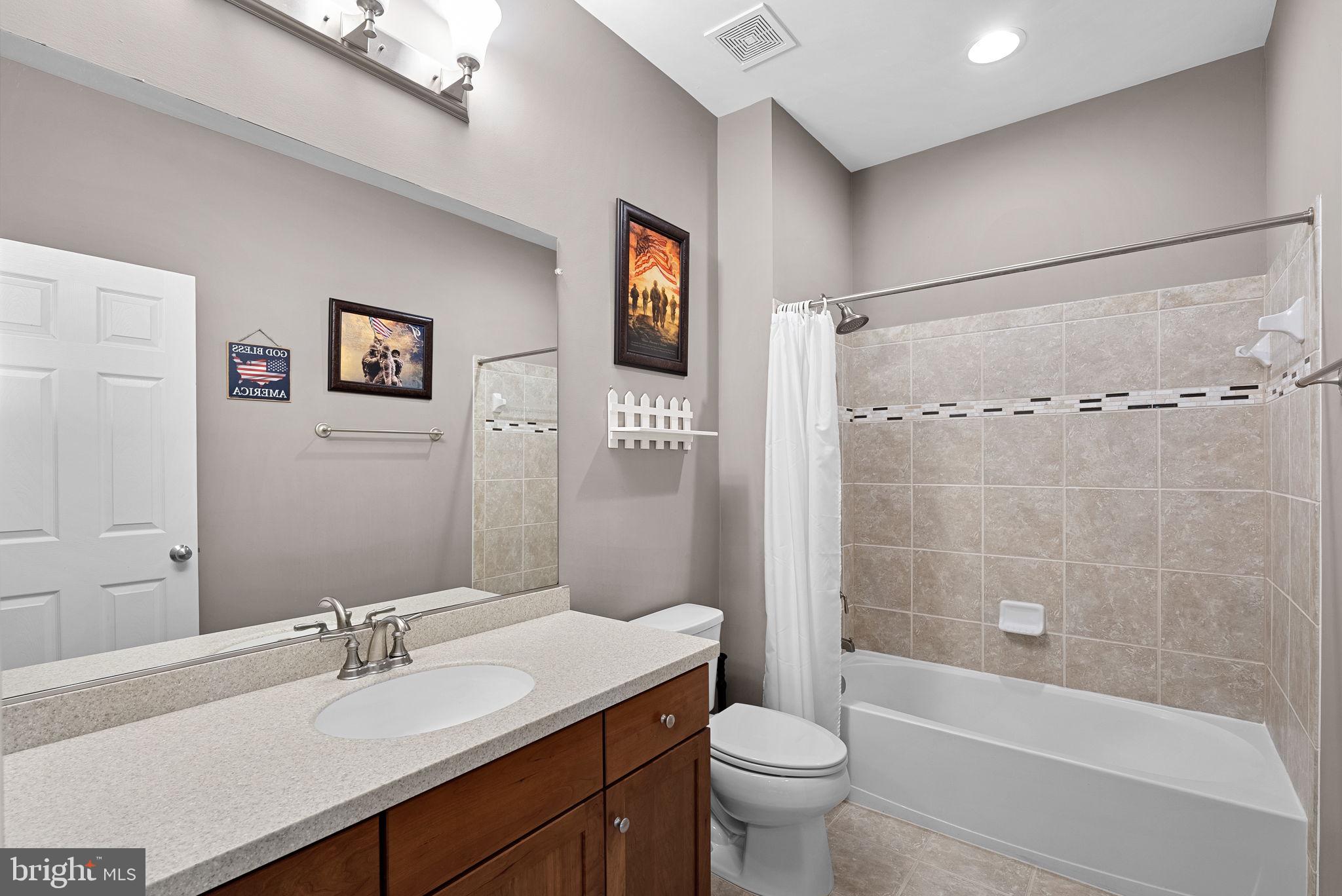 WATERFORD CREEK - Residential