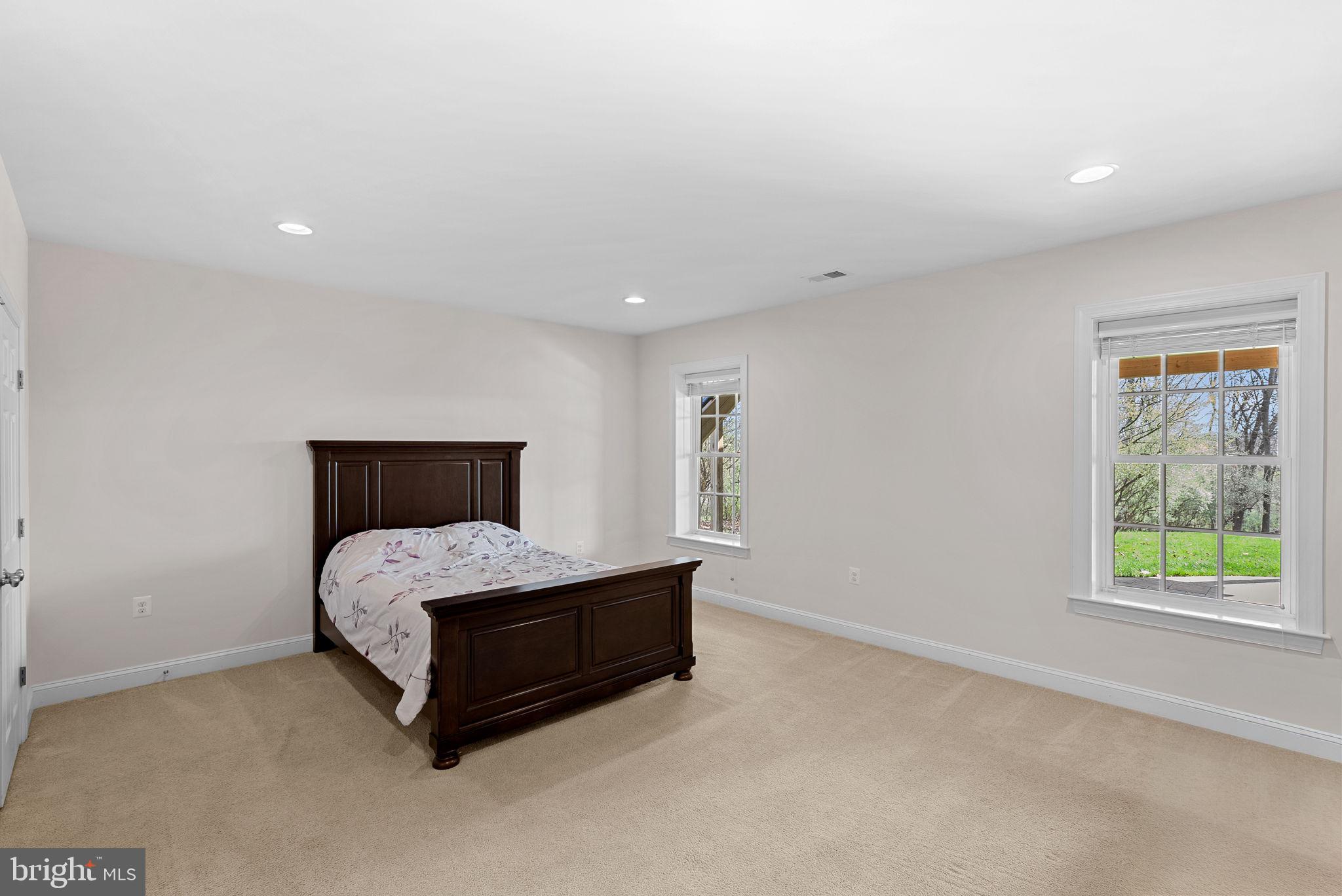 WATERFORD CREEK - Residential