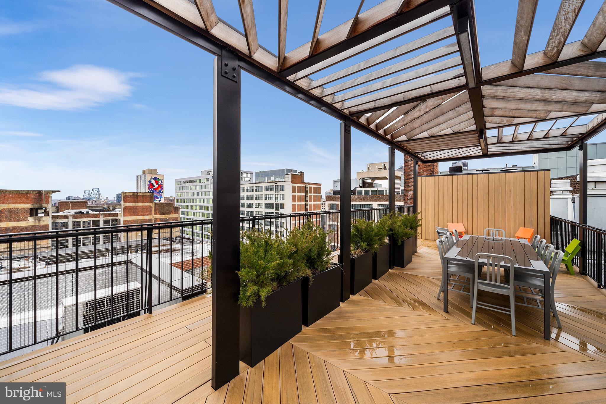 CALLOWHILL - Residential