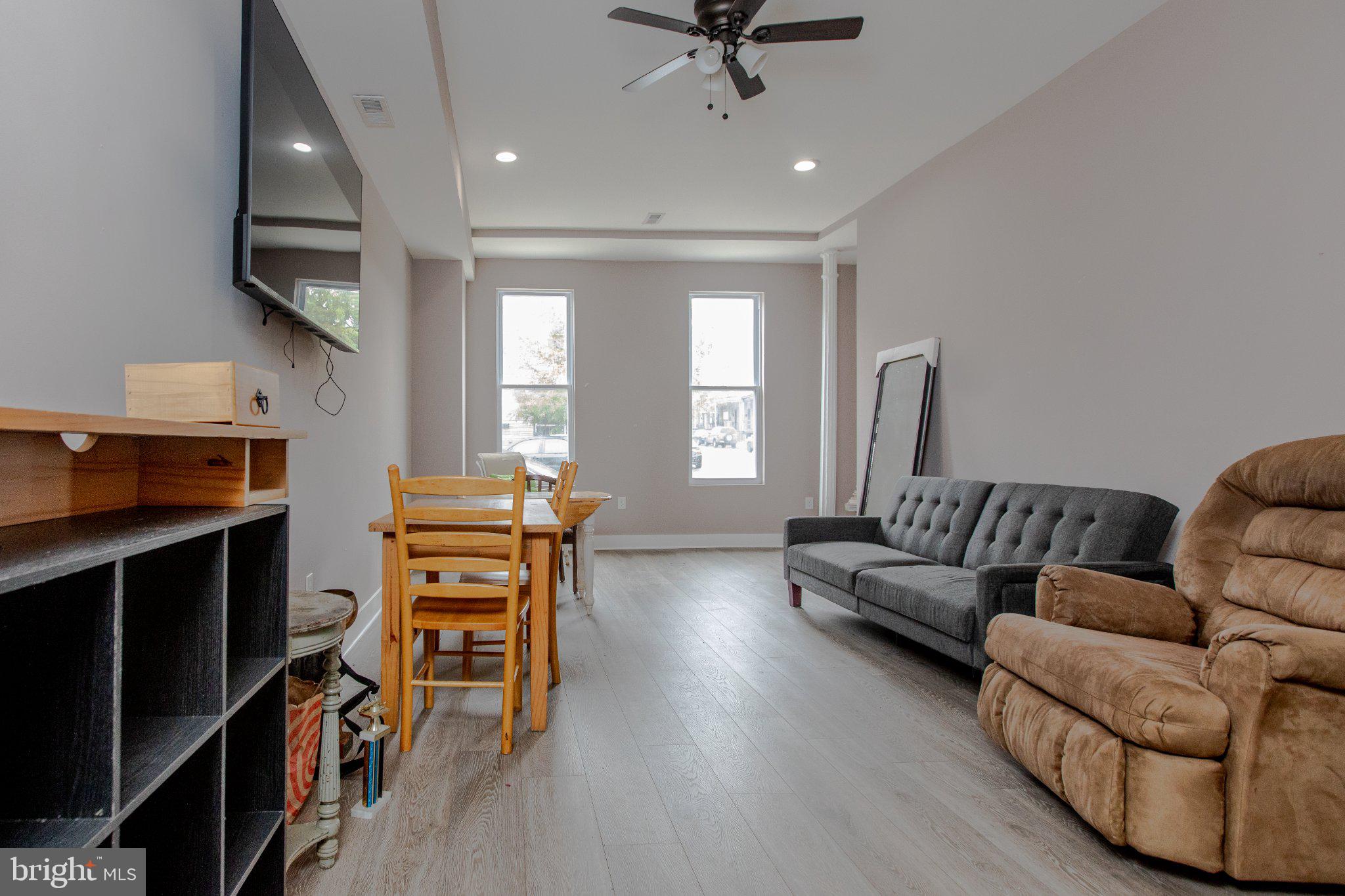 2029 N PULASKI STREET