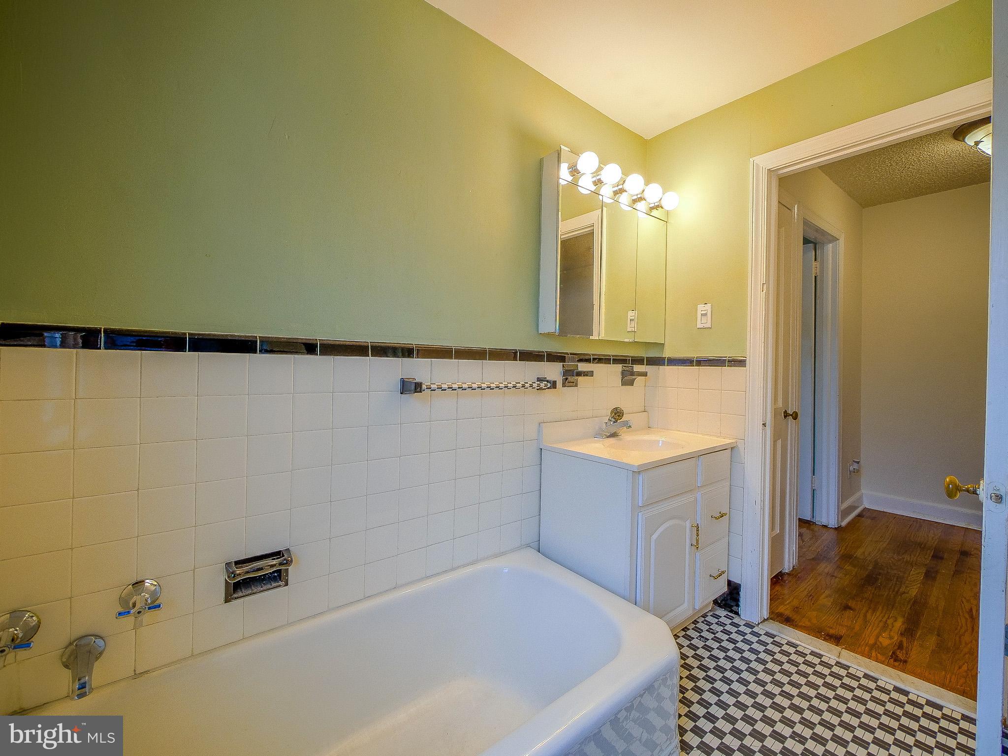 ARONIMINK - Residential