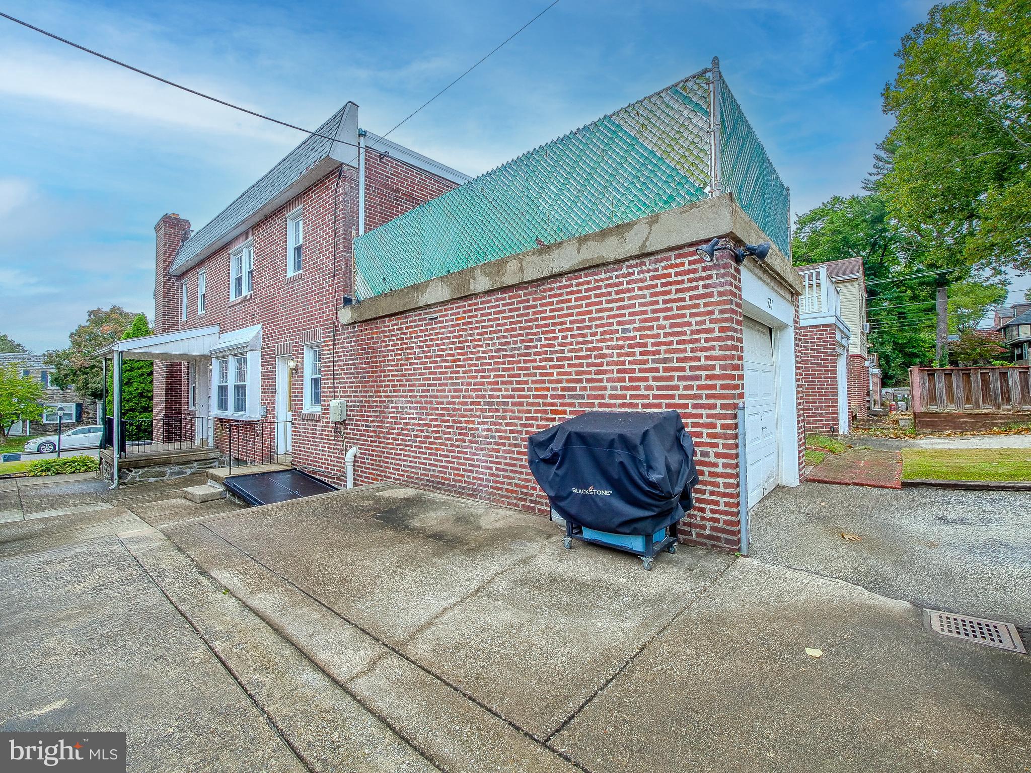 ARONIMINK - Residential