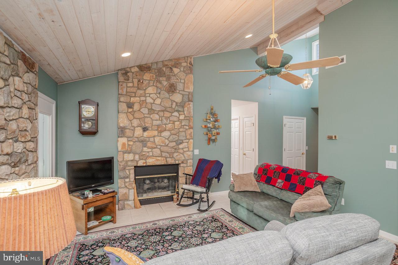 MASSANUTTEN - Residential