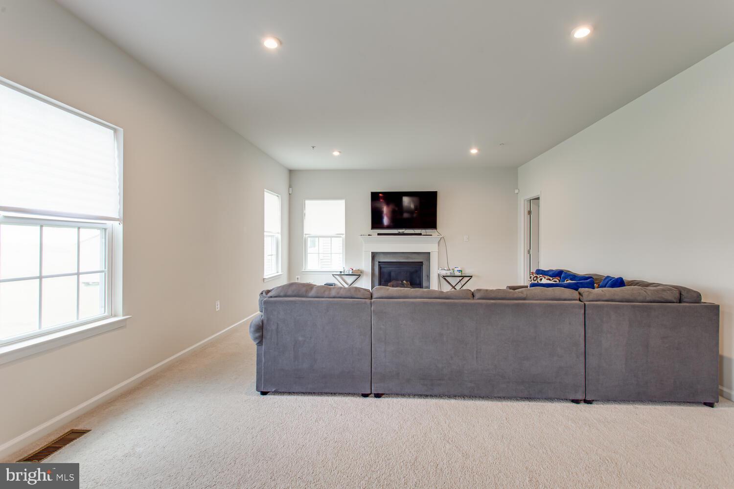 ST CHARLES SUB - FIELDSIDE - Residential