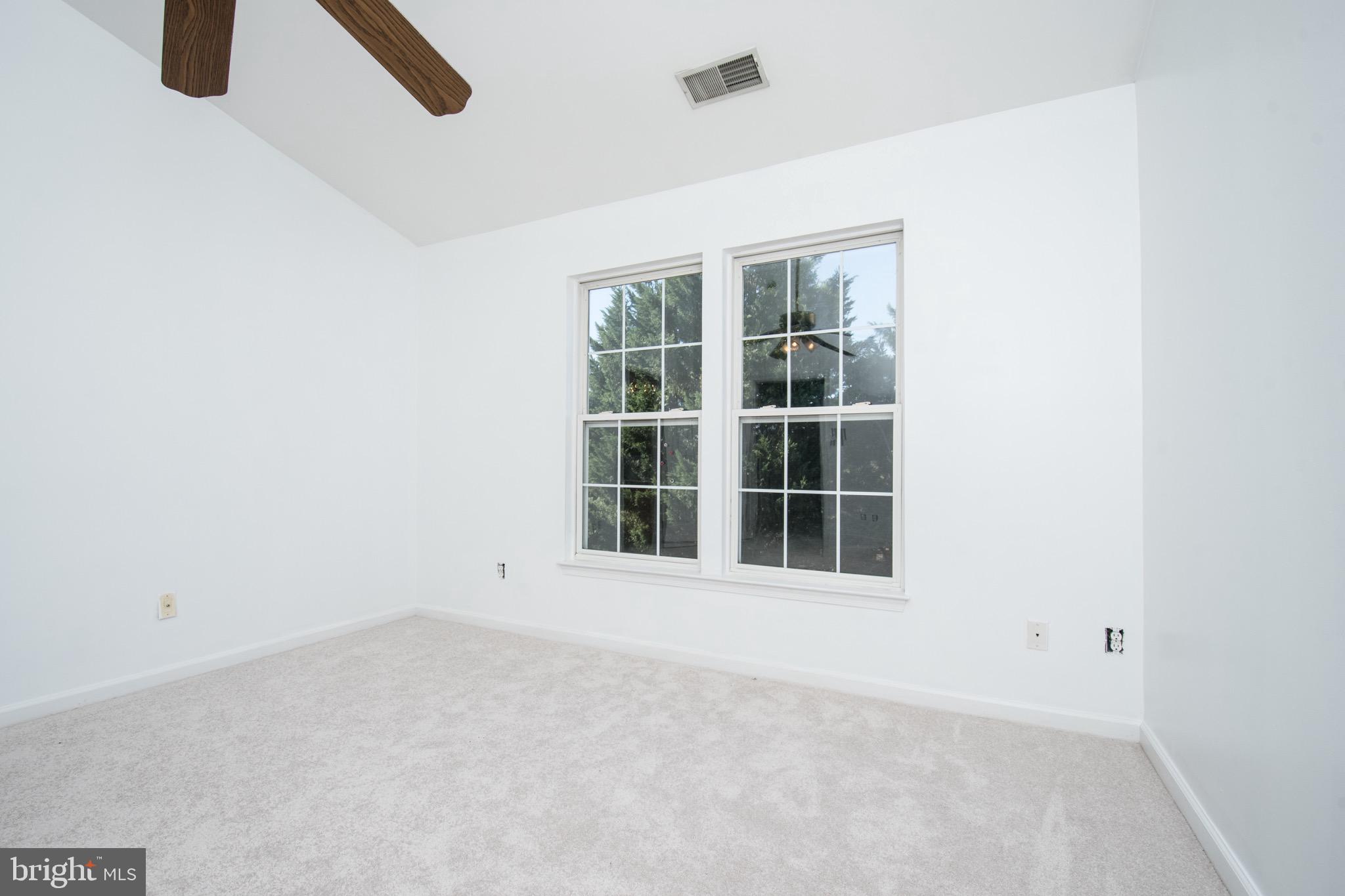 GREENHILL CROSSING - Residential