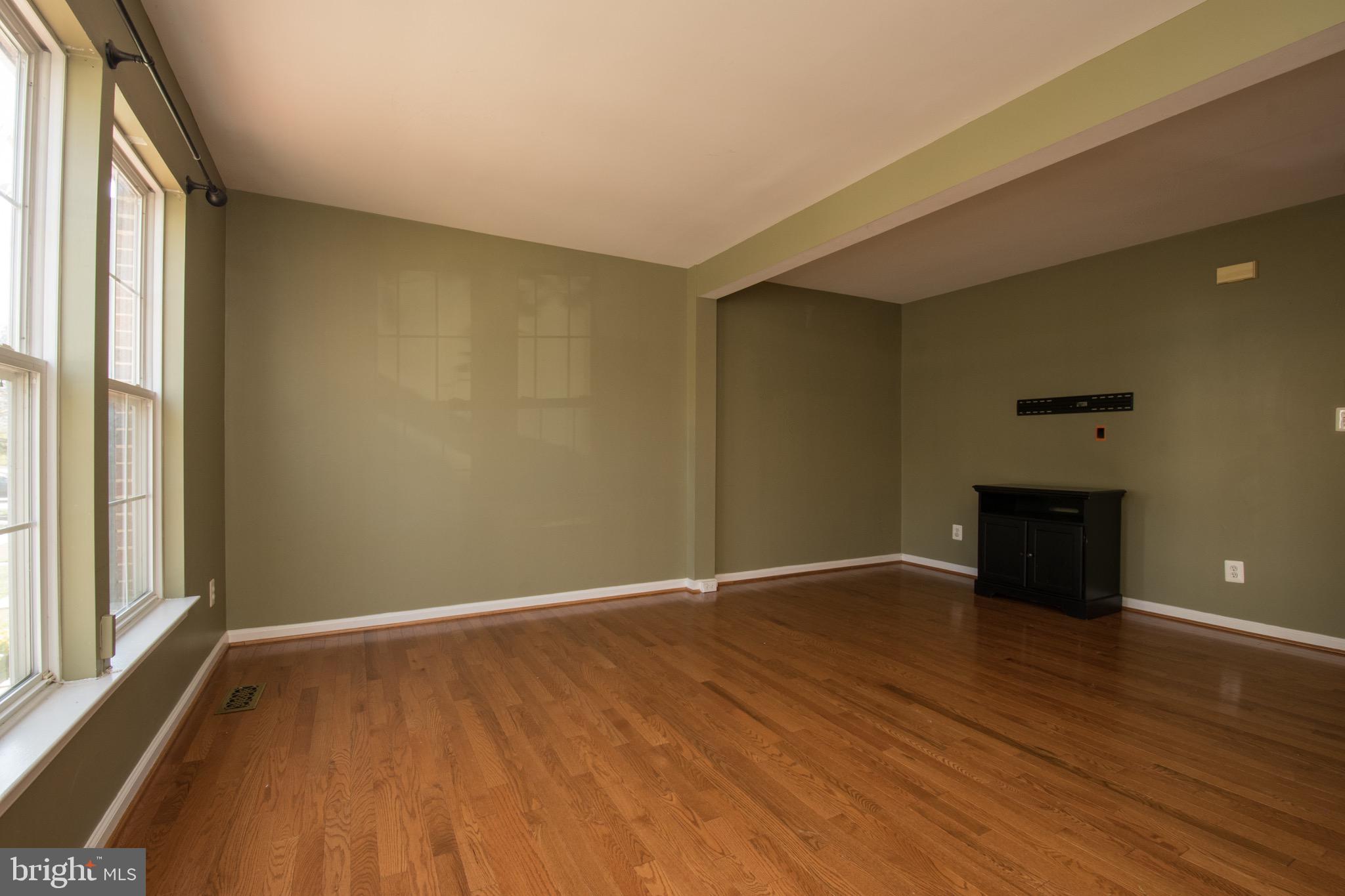 GREENHILL CROSSING - Residential