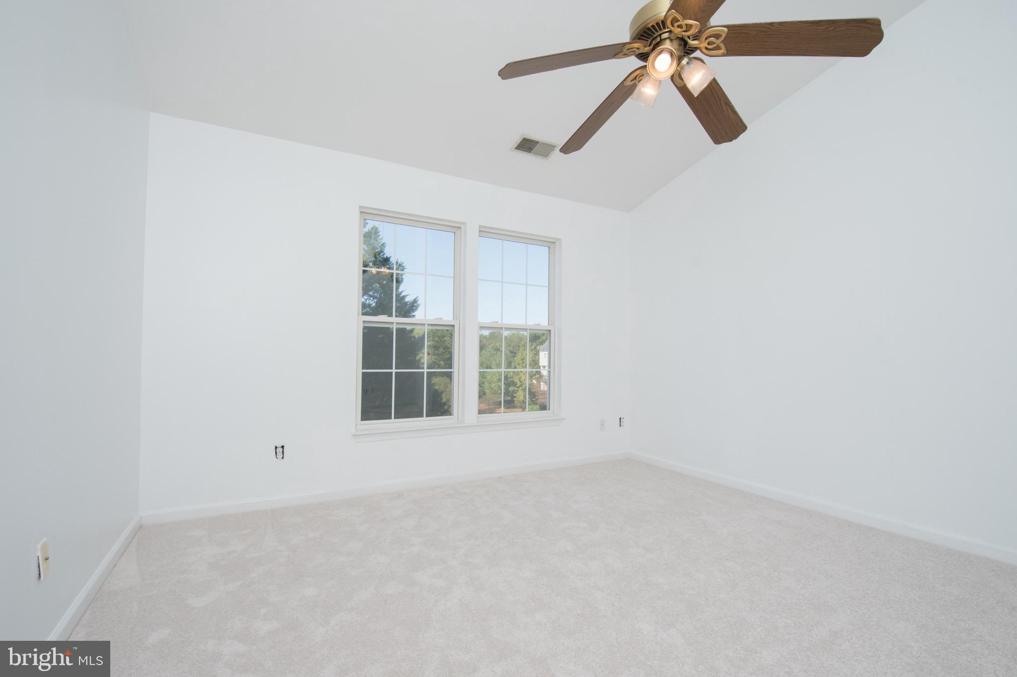 GREENHILL CROSSING - Residential