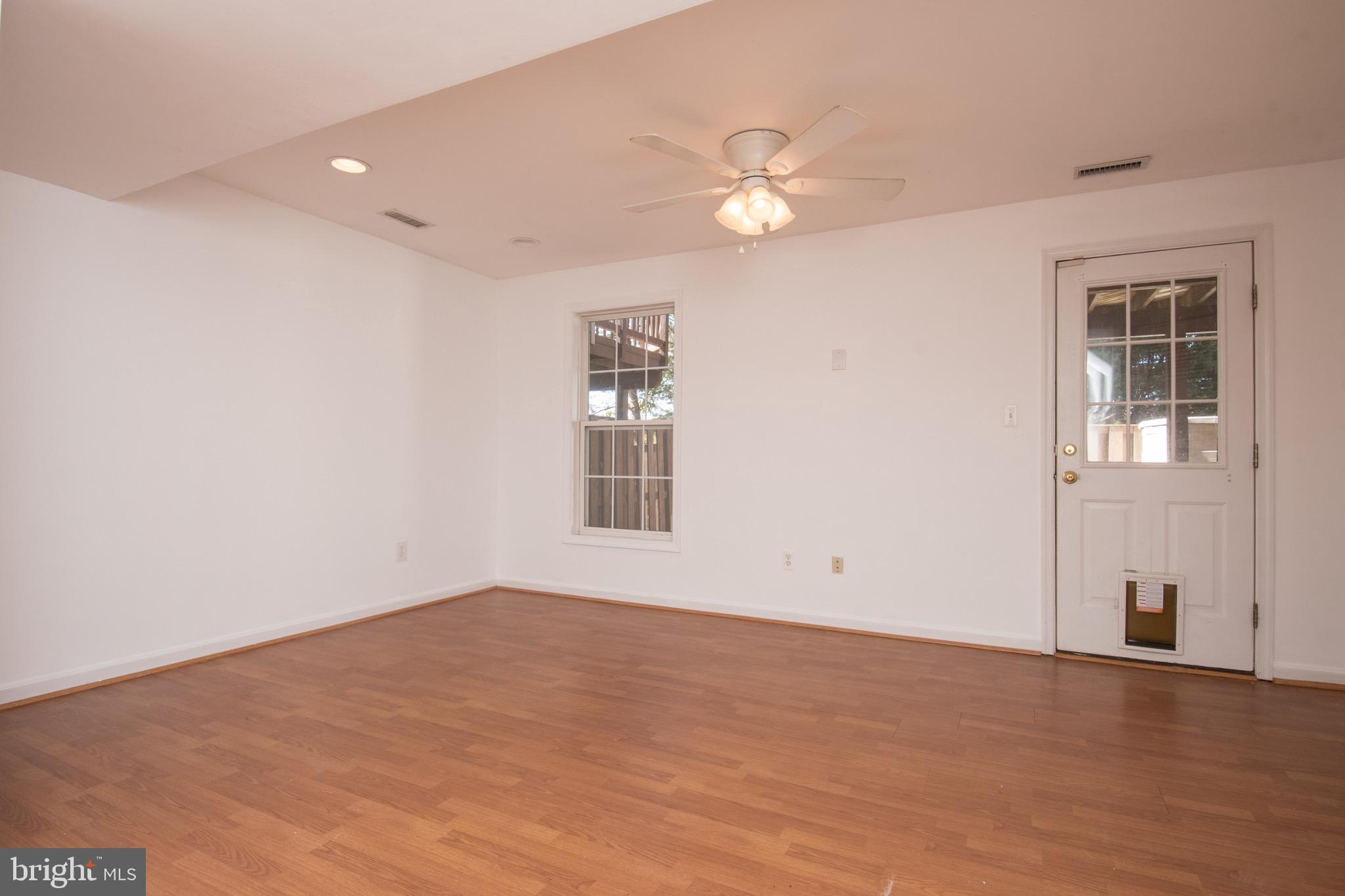 GREENHILL CROSSING - Residential