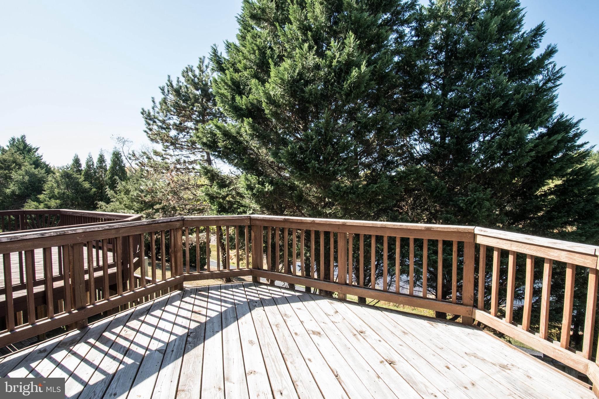 GREENHILL CROSSING - Residential