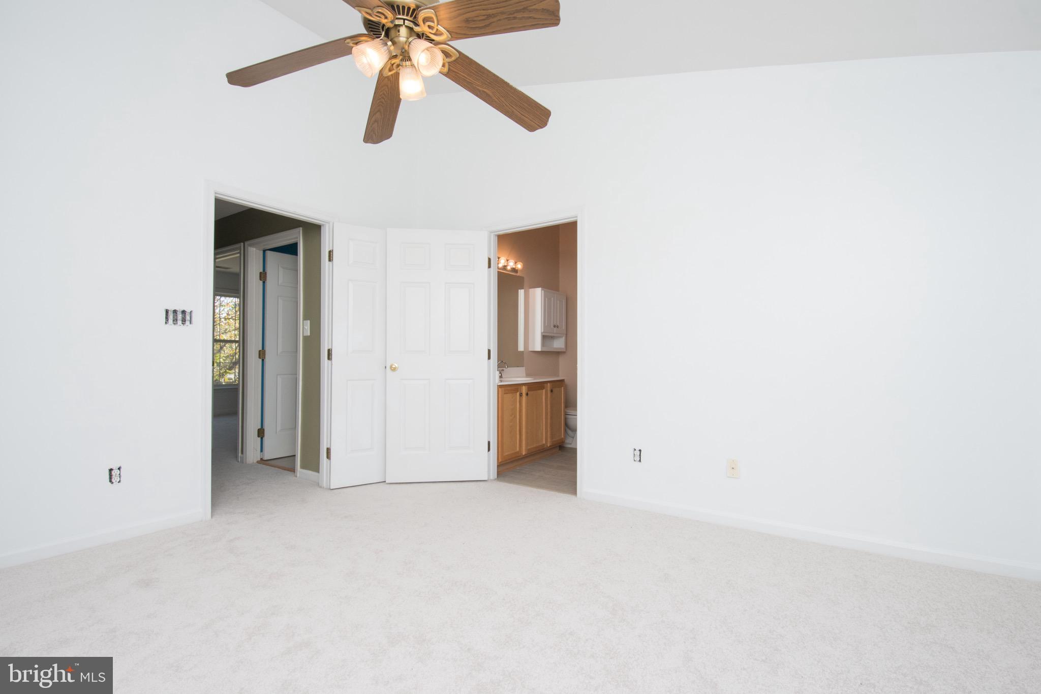 GREENHILL CROSSING - Residential