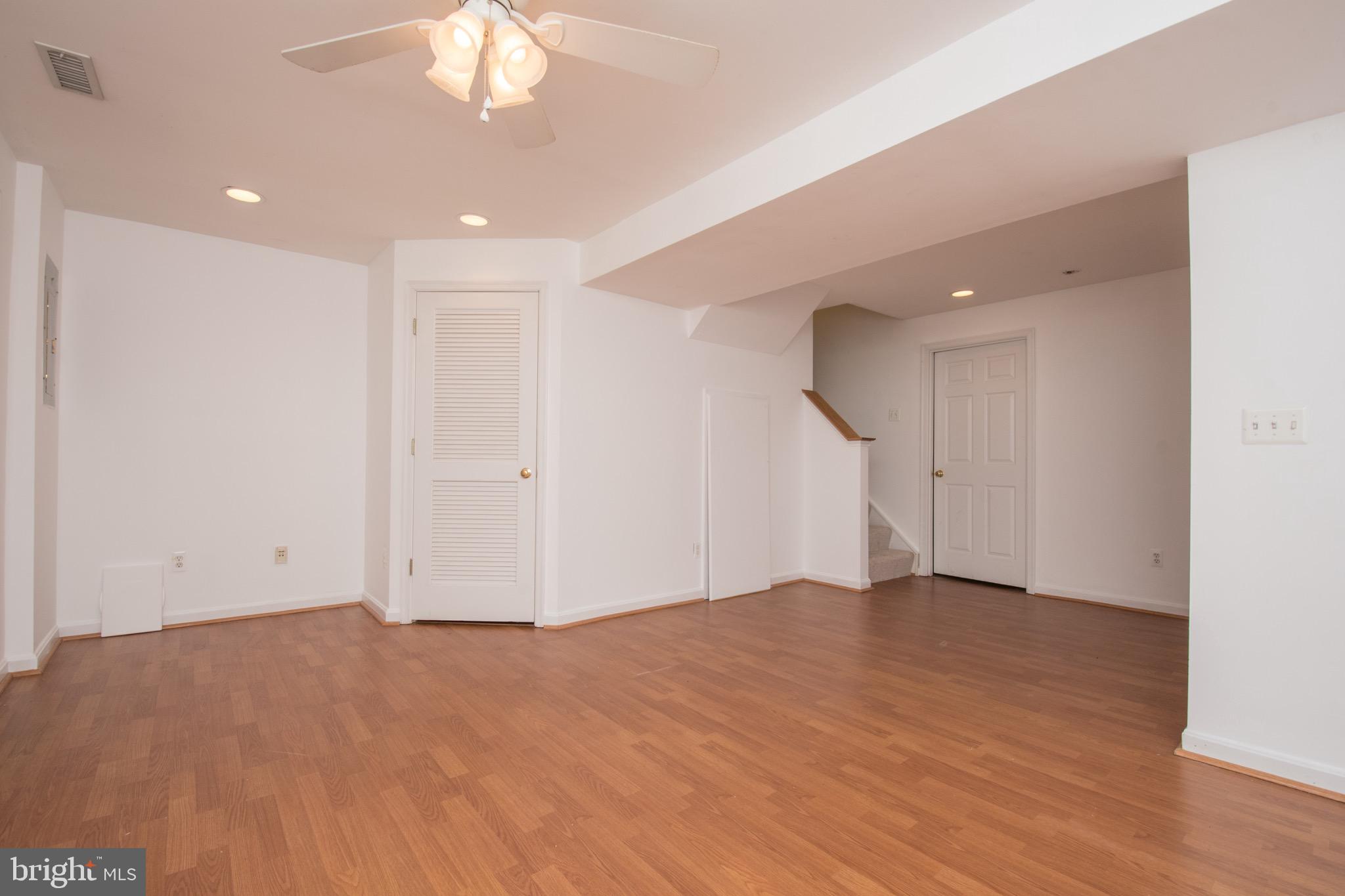 GREENHILL CROSSING - Residential