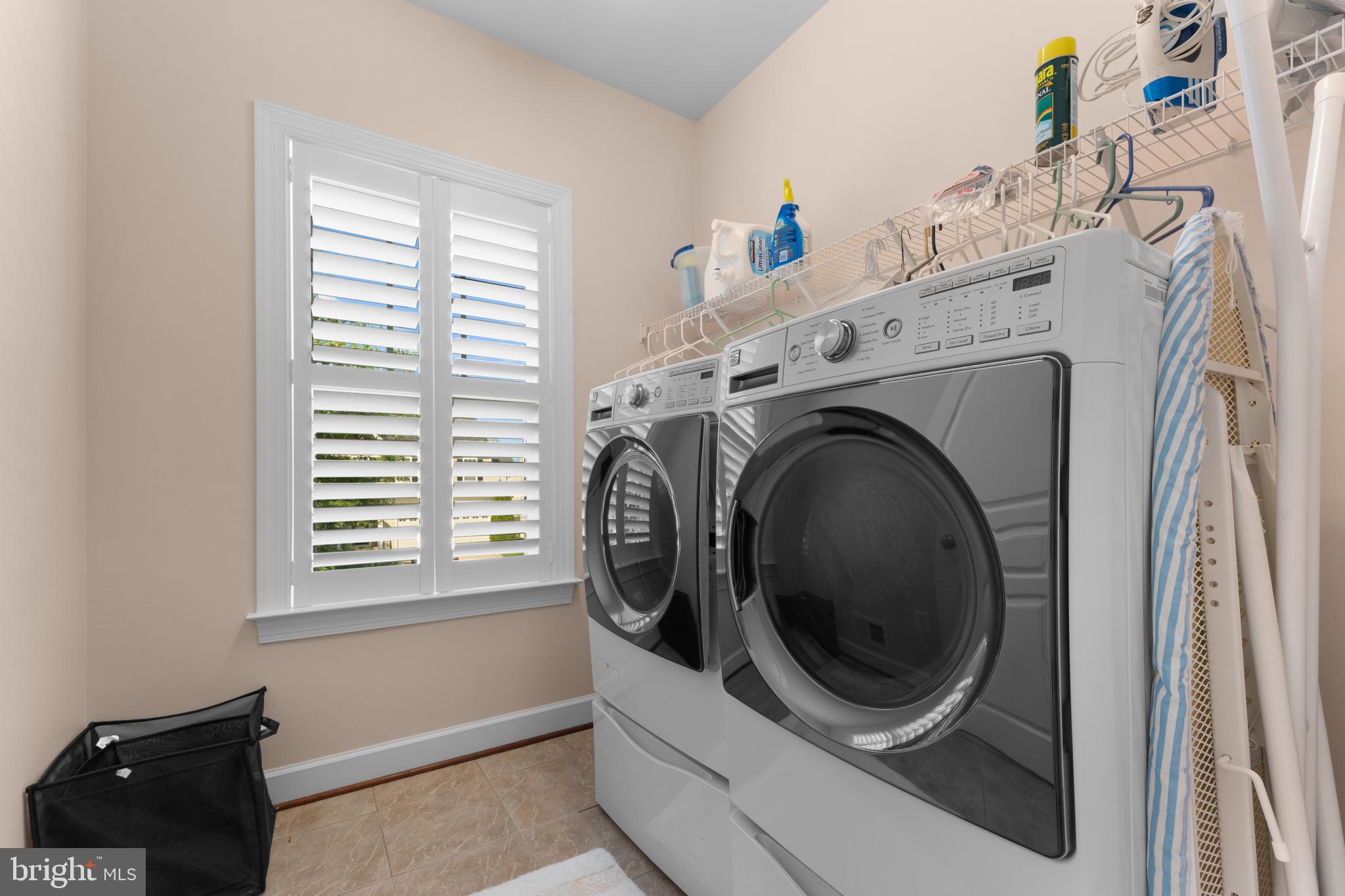 HOPE HILL CROSSING - Residential