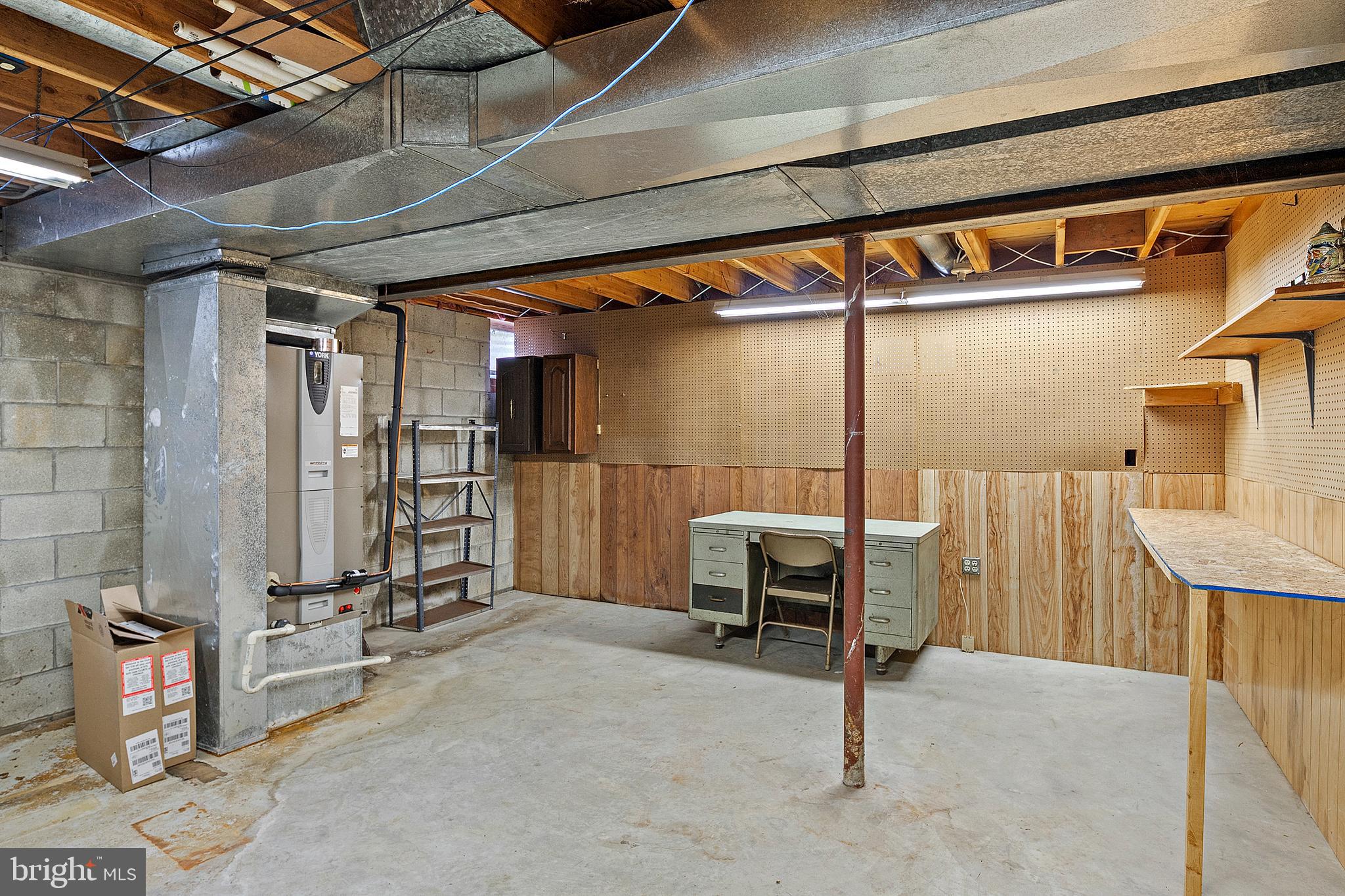 CLEAR SPRINGS ESTATES - Residential