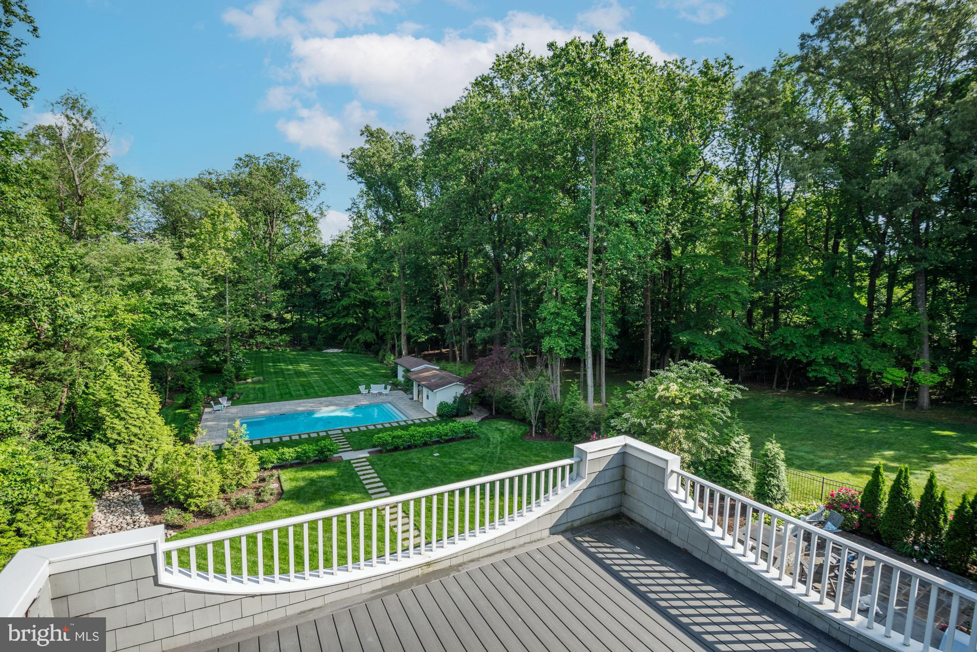 BRADLEY HILLS - Residential