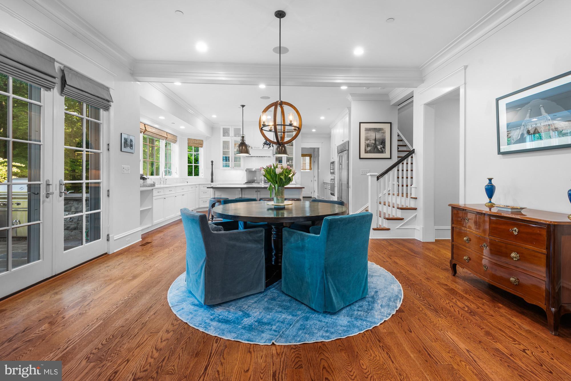 BRADLEY HILLS - Residential