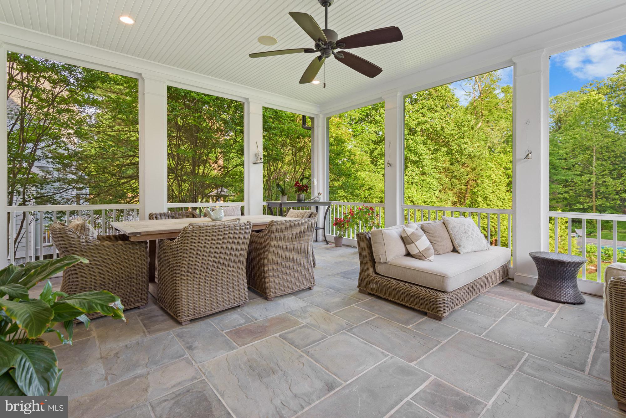 BRADLEY HILLS - Residential