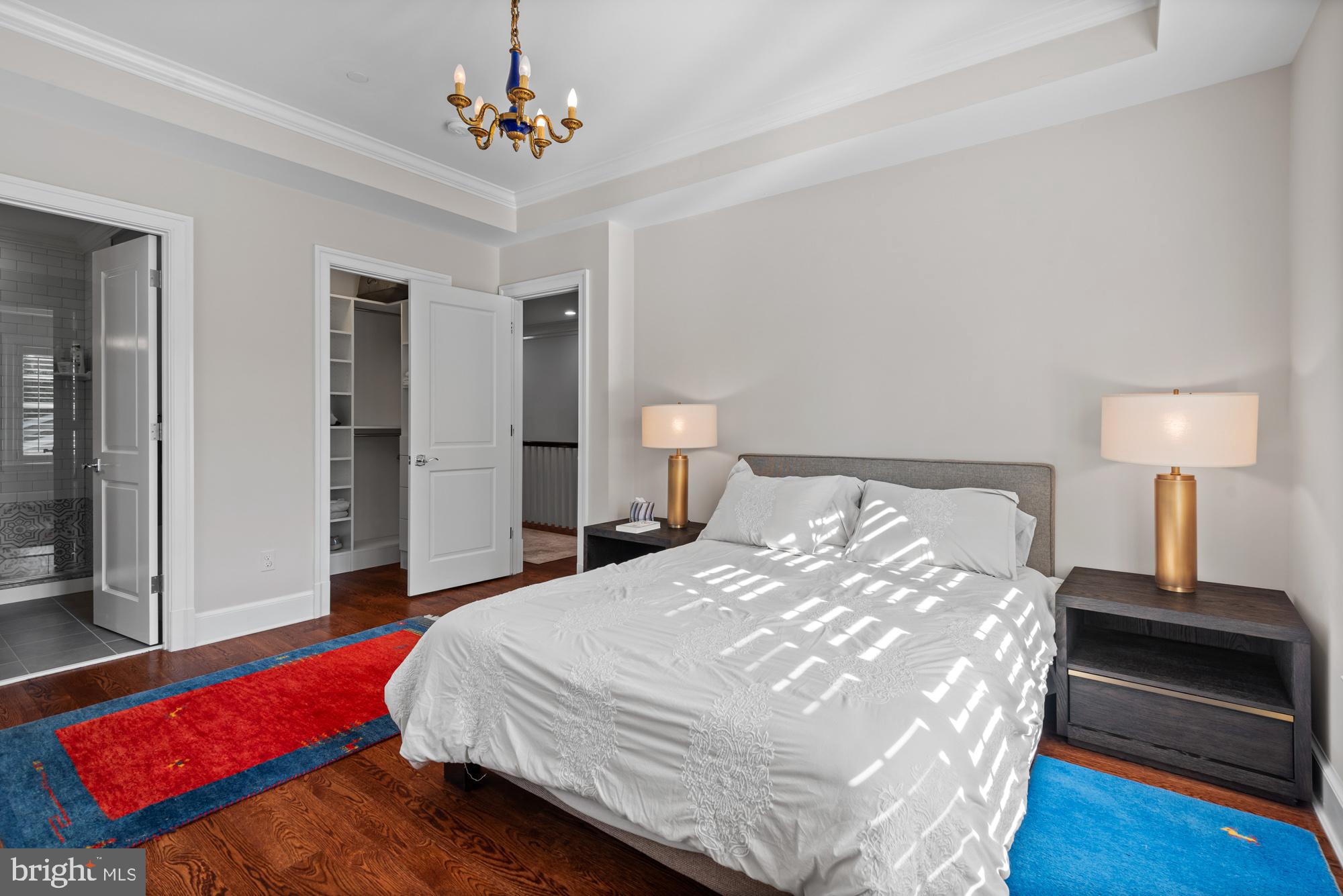 BRADLEY HILLS - Residential